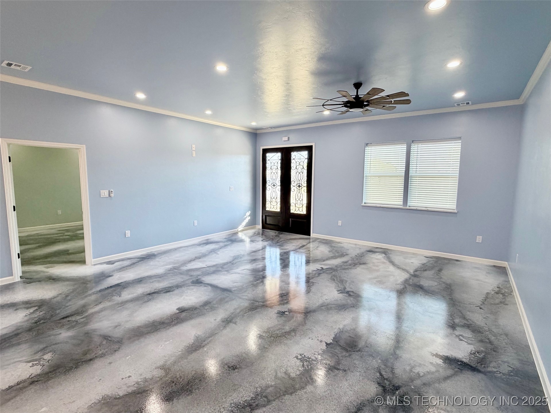 1813 Willow Place Property Photo 3