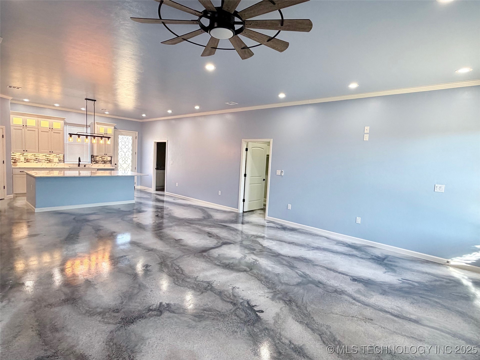 1813 Willow Place Property Photo 4