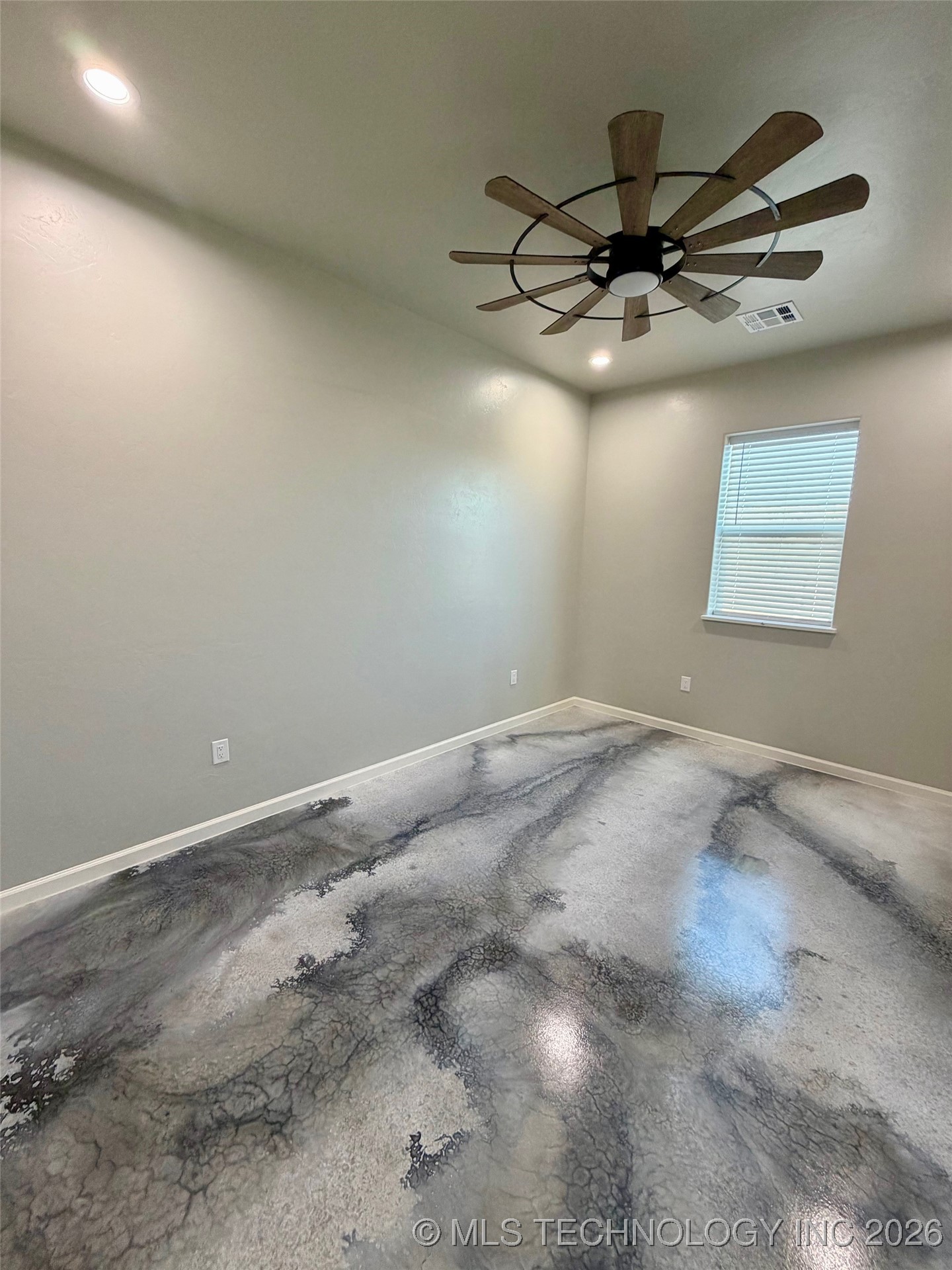 1813 Willow Place Property Photo 13