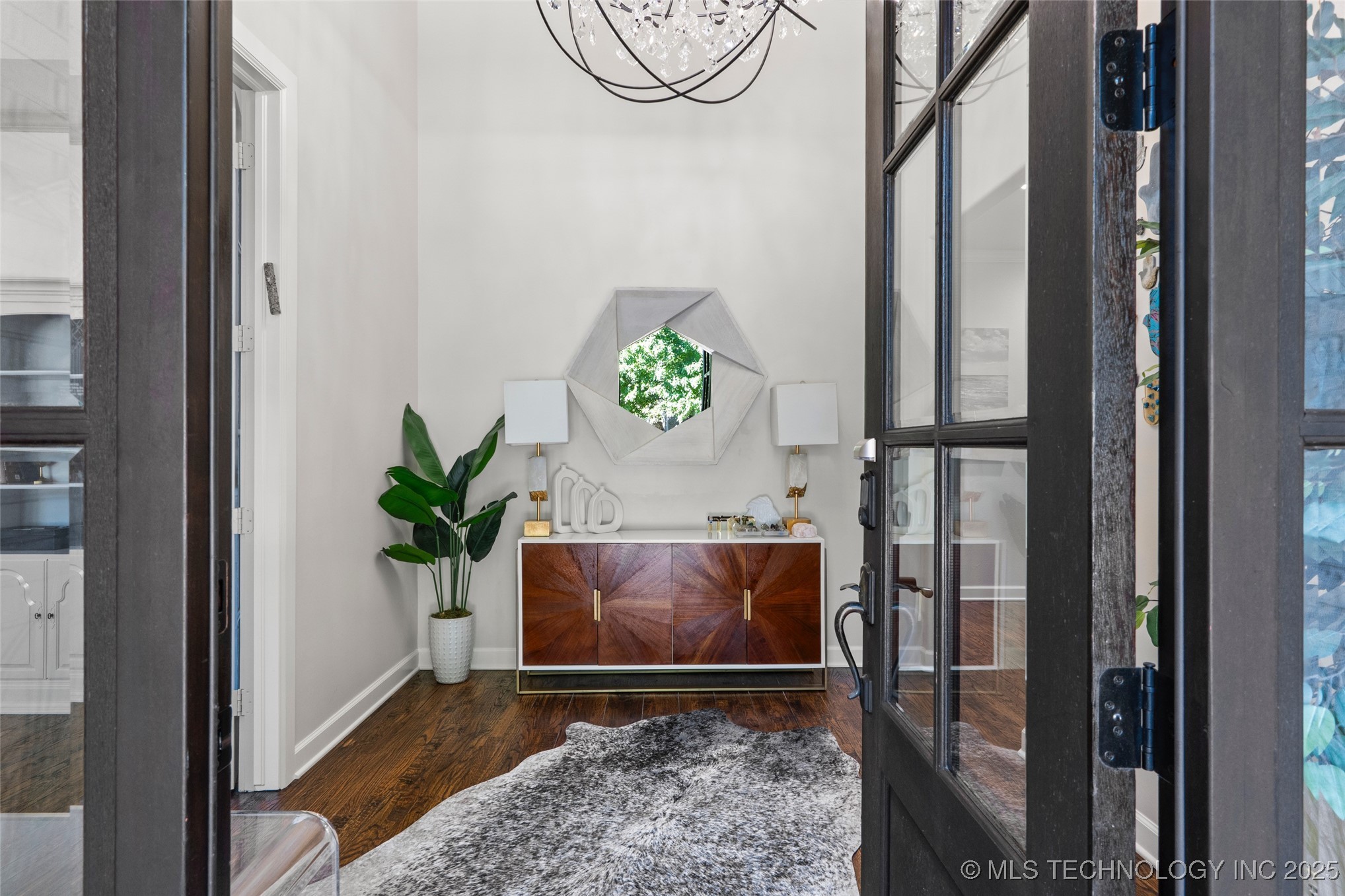 3502 E 104th Street Property Photo 2