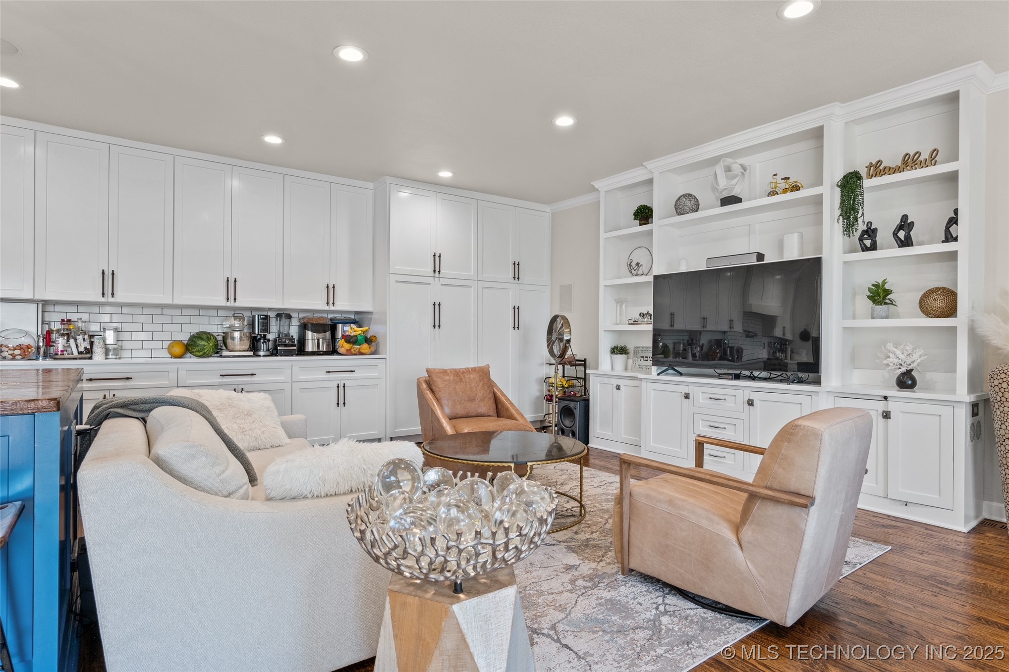 3502 E 104th Street Property Photo 17