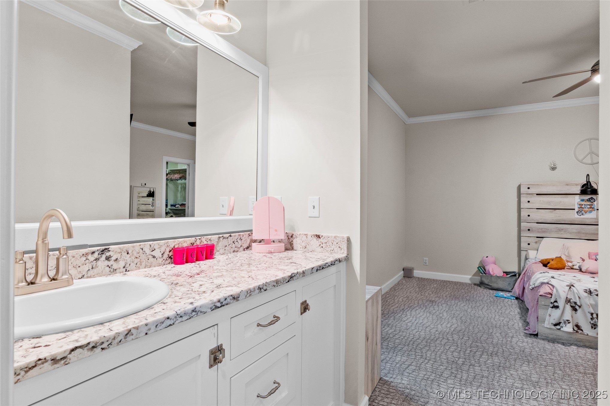 3502 E 104th Street Property Photo 28