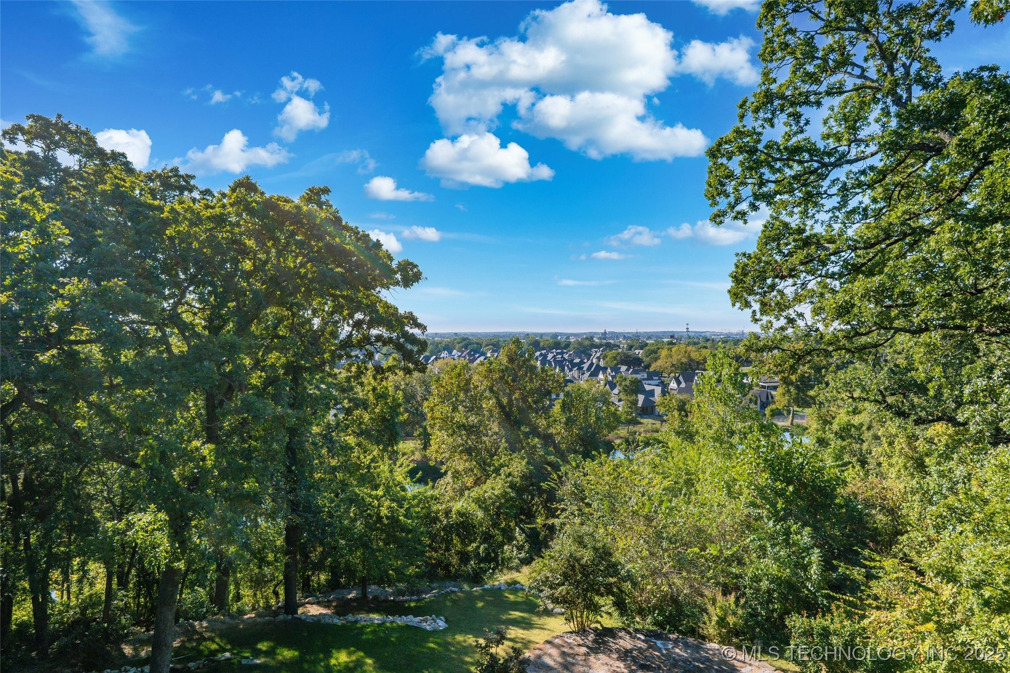 3502 E 104th Street Property Photo 39