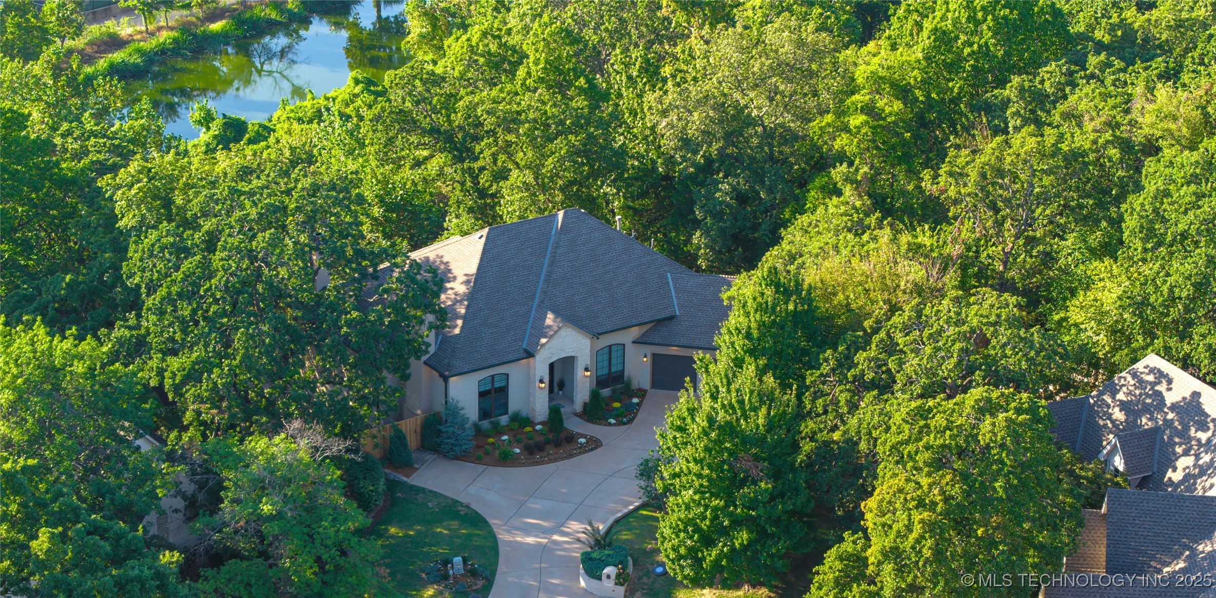 3502 E 104th Street Property Photo 43