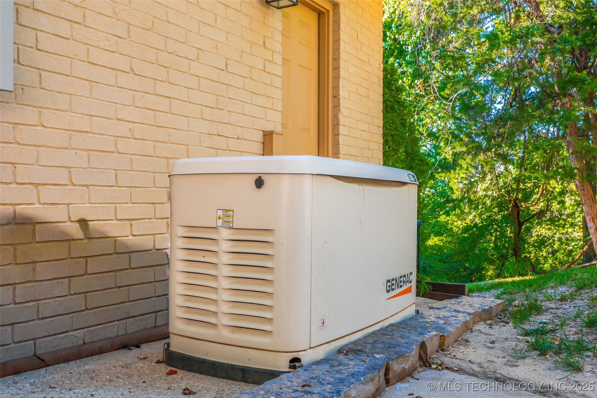 3502 E 104th Street Property Photo 47