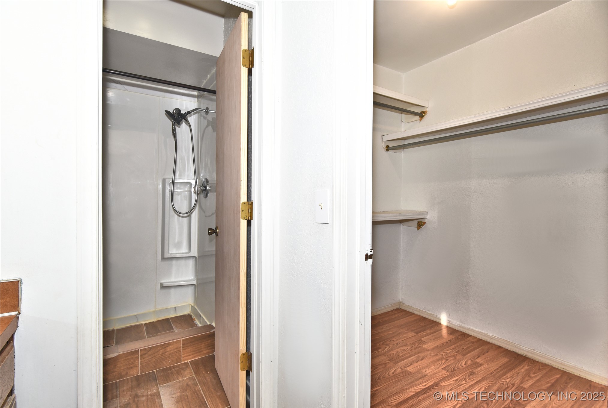 2208 W Memphis Street Property Photo 16