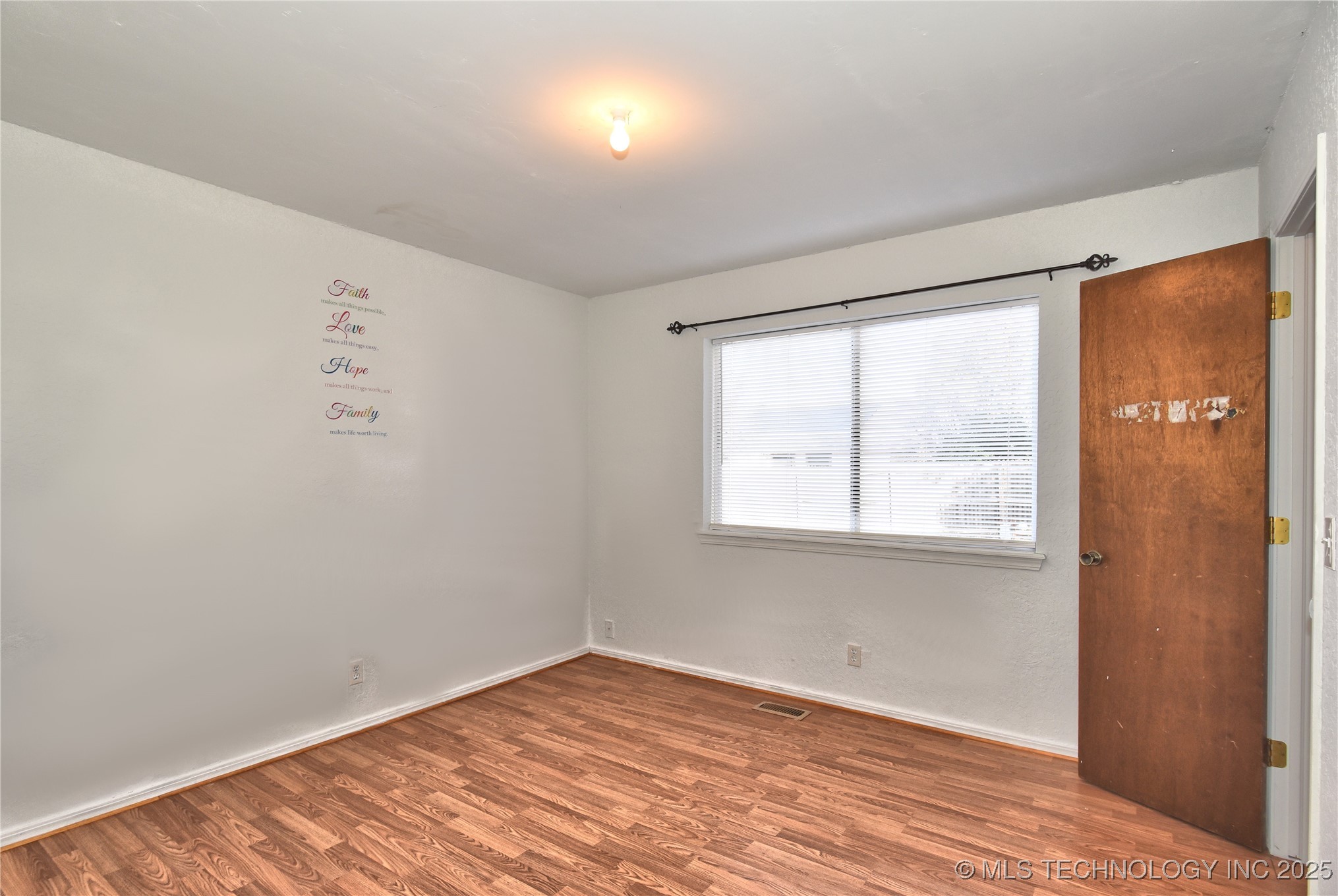 2208 W Memphis Street Property Photo 19