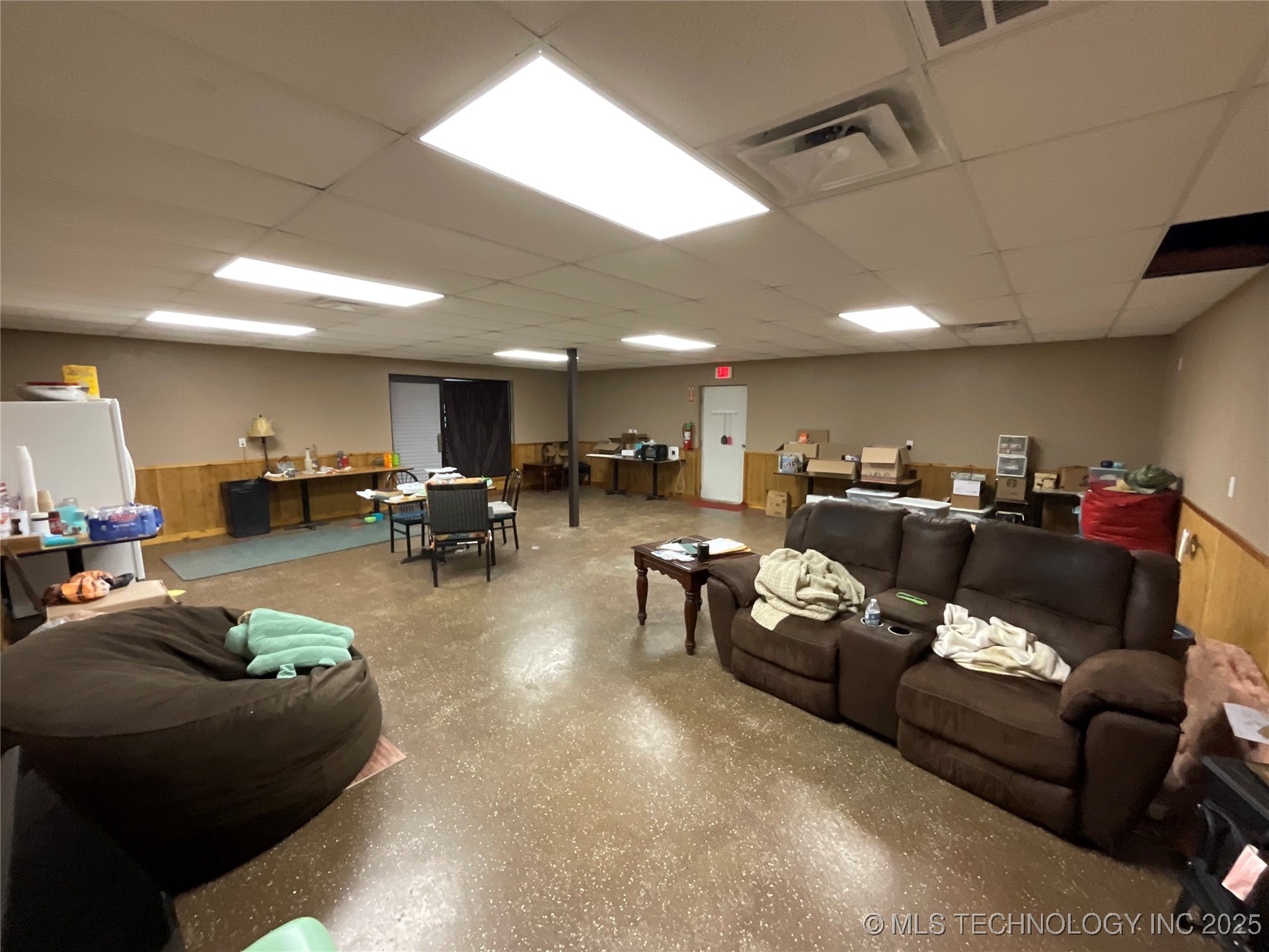 455 W Tulsa Property Photo 12