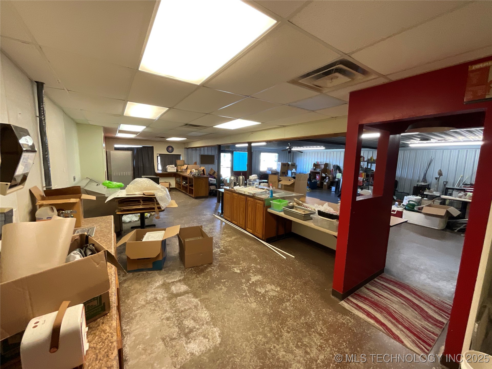 455 W Tulsa Property Photo 27