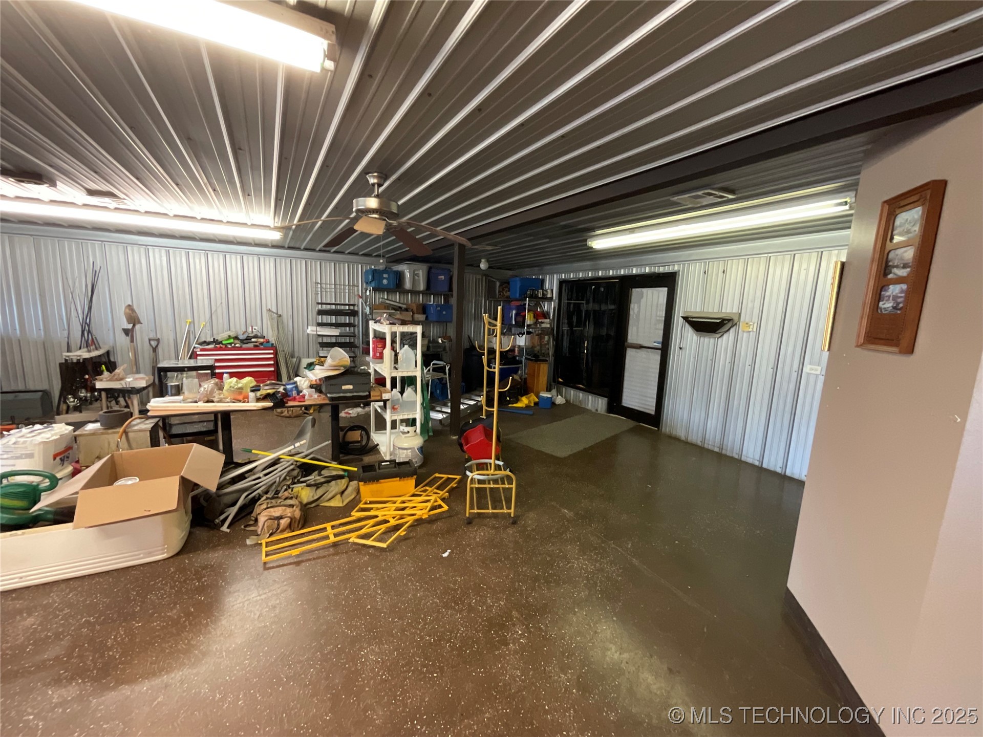 455 W Tulsa Property Photo 29