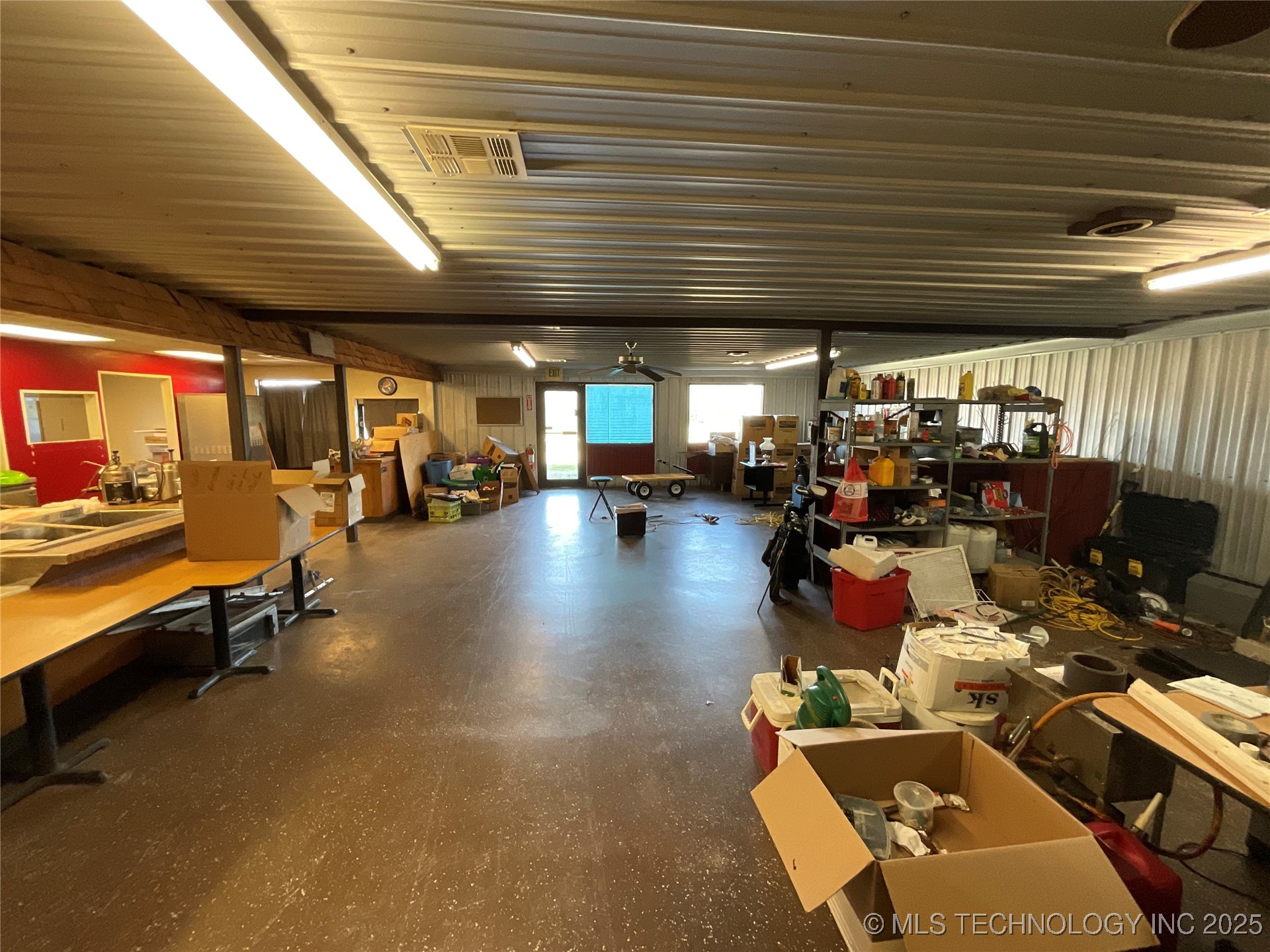 455 W Tulsa Property Photo 30