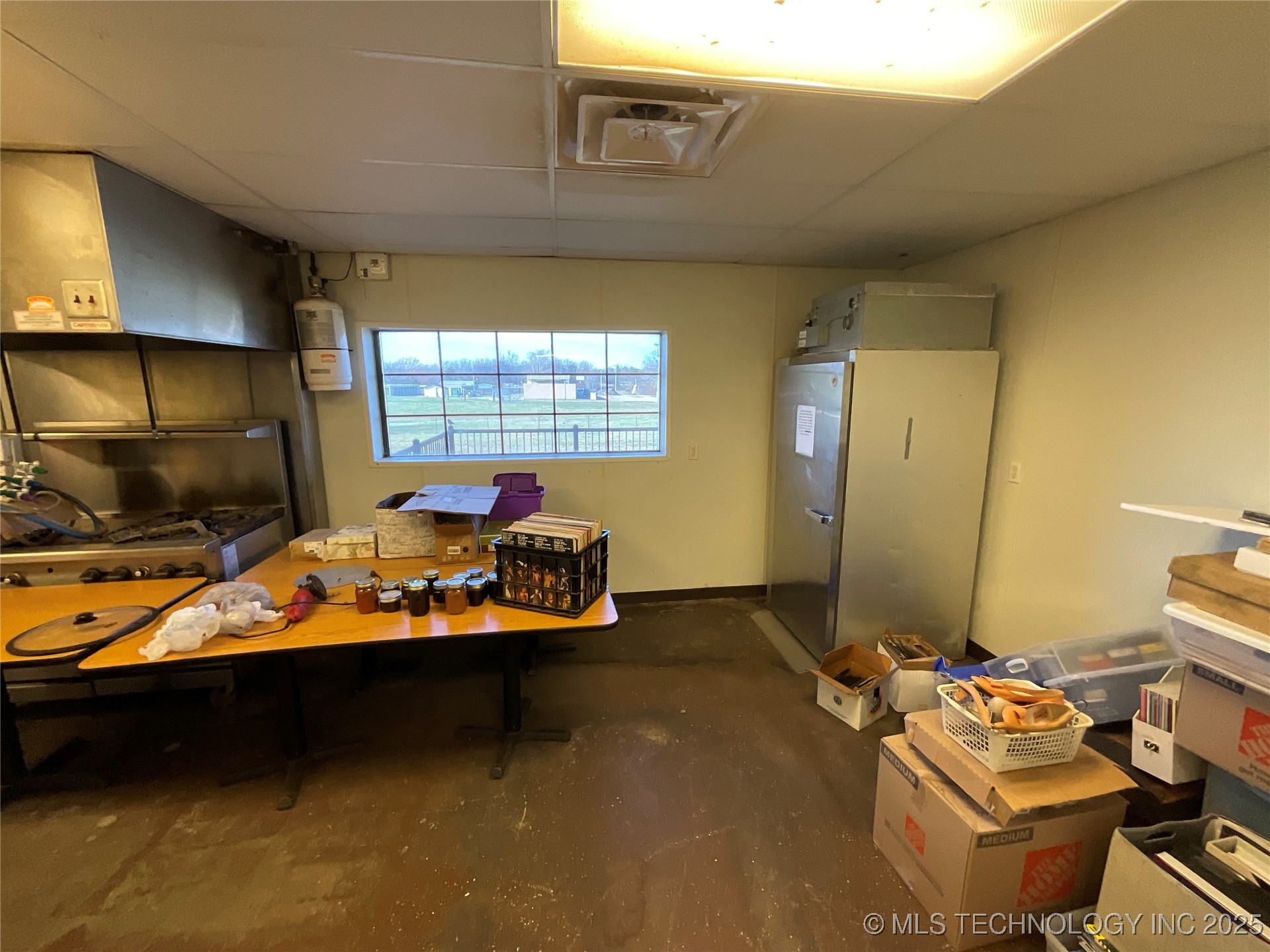 455 W Tulsa Property Photo 36