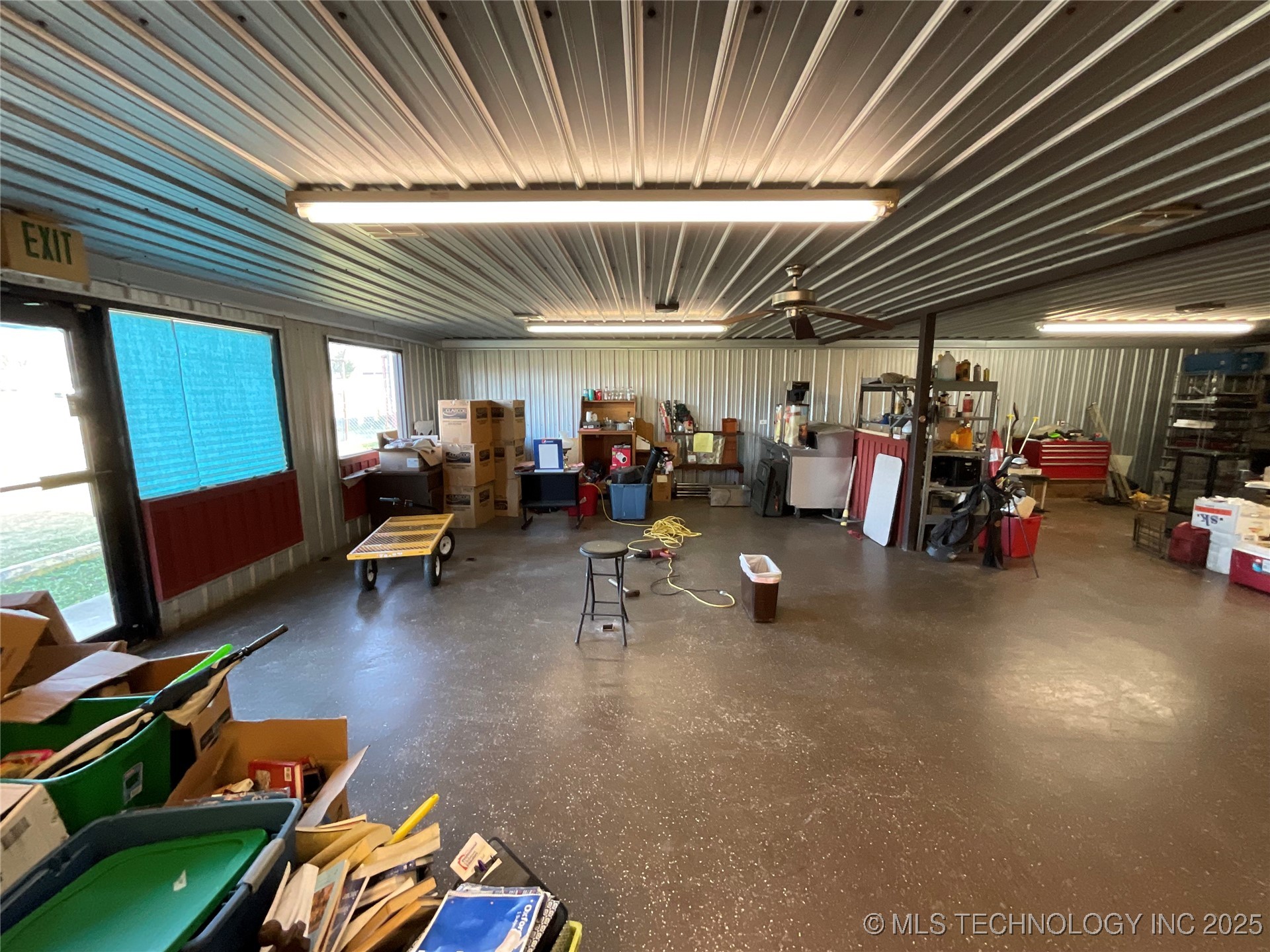 455 W Tulsa Property Photo 41