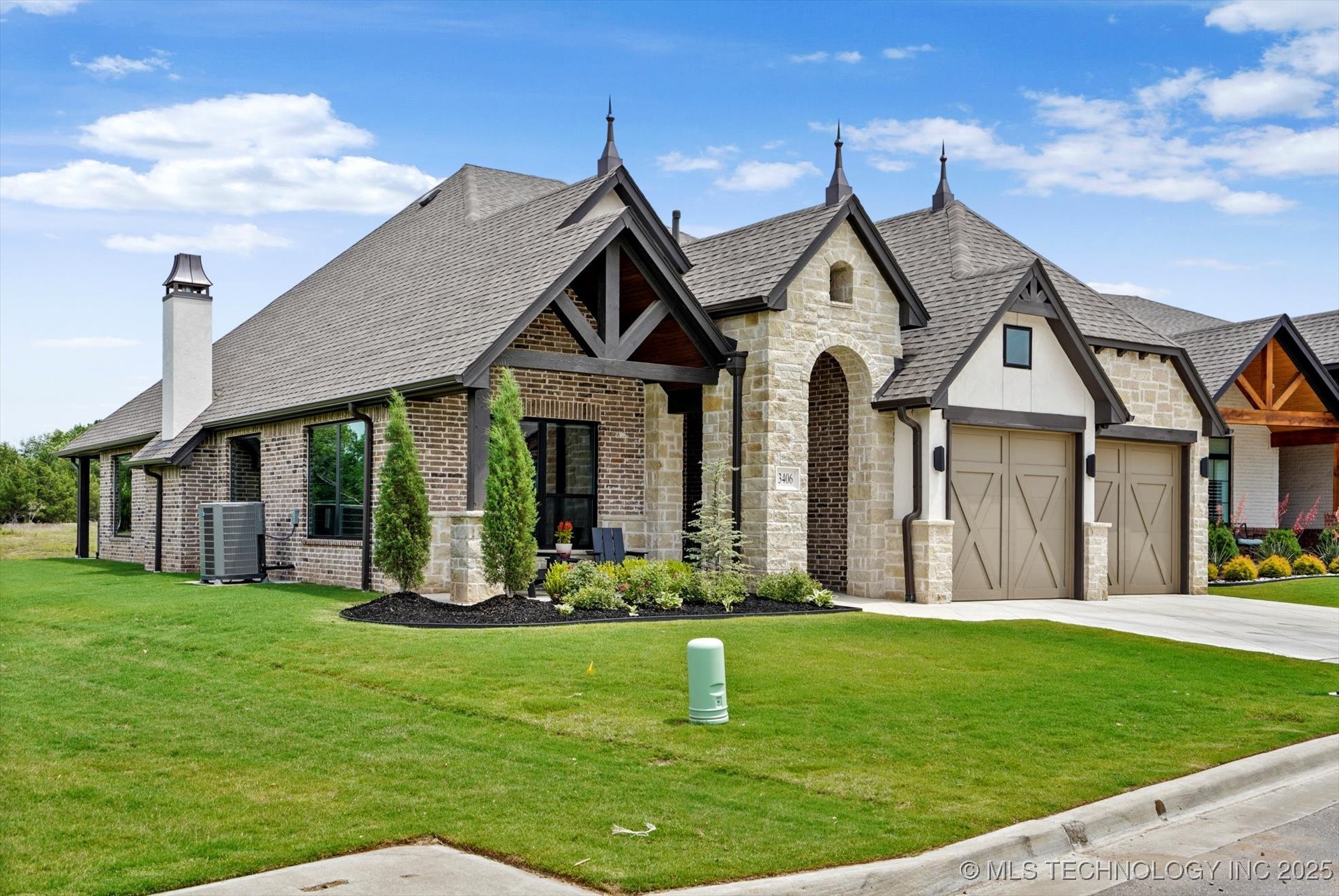 3406 W Quantico Place Property Photo 3