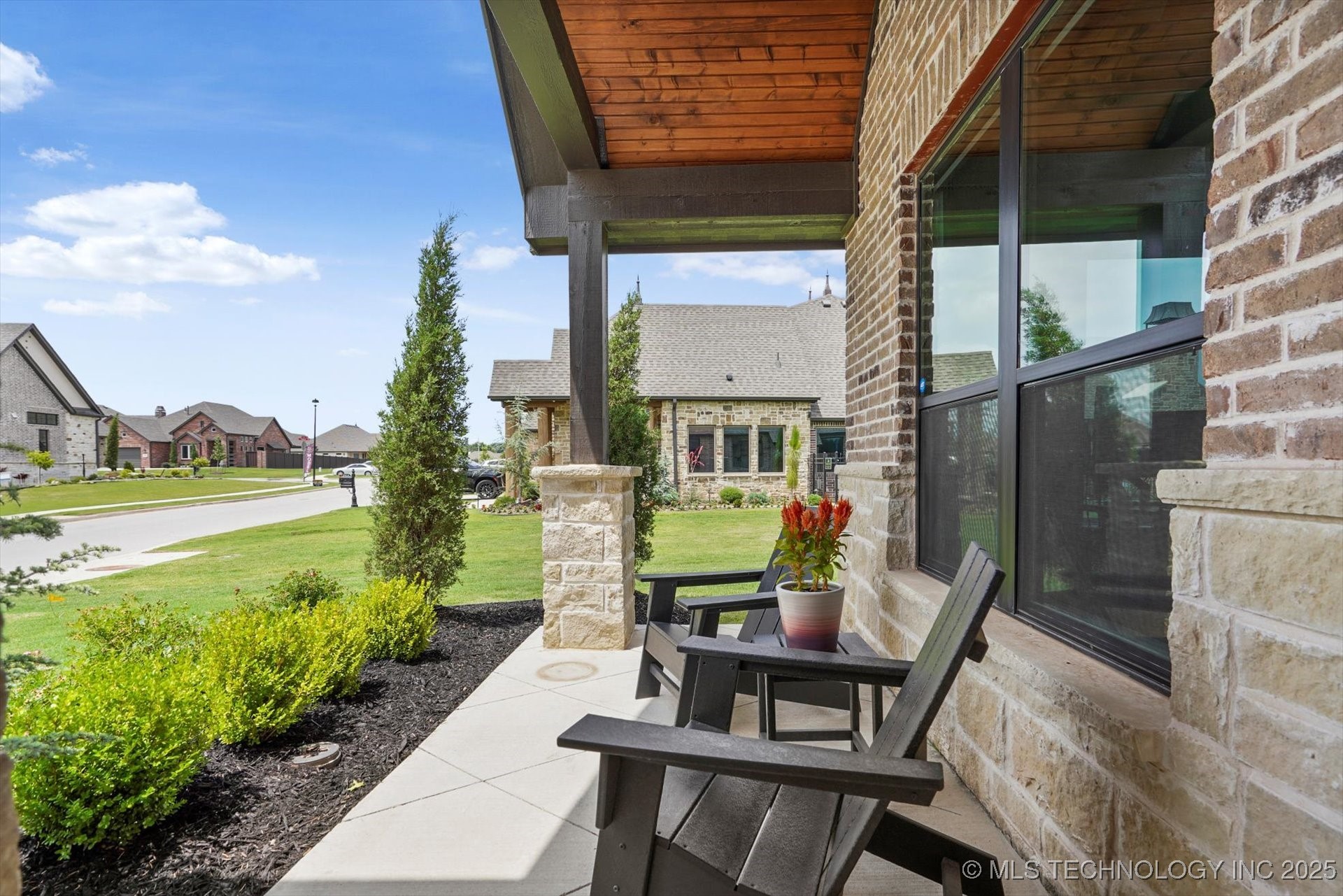 3406 W Quantico Place Property Photo 6