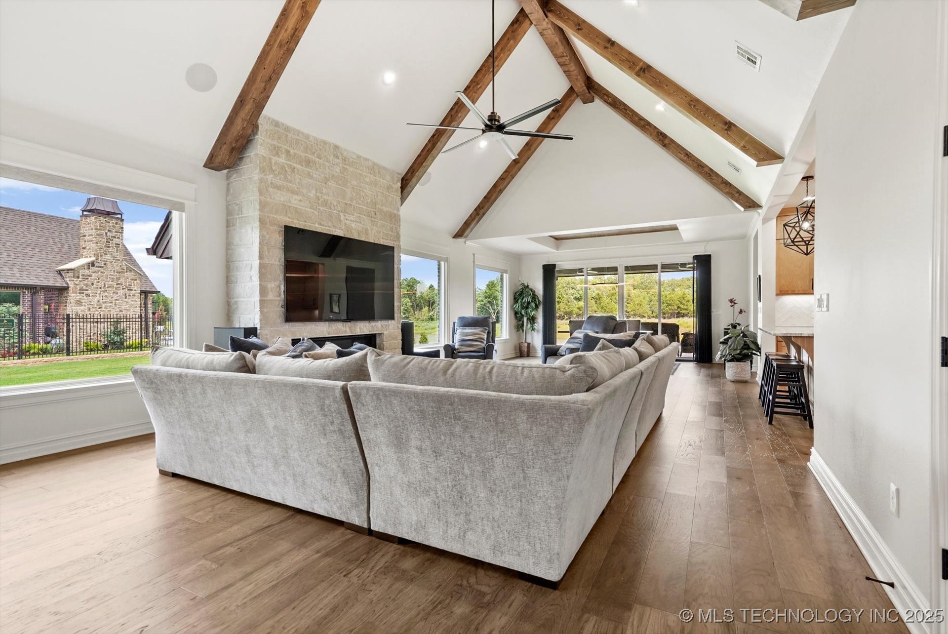 3406 W Quantico Place Property Photo 9