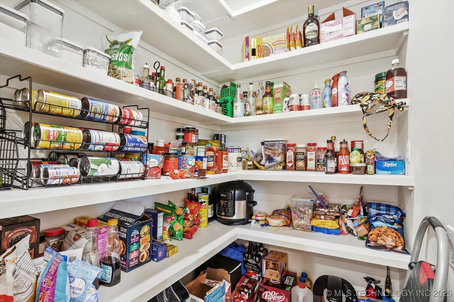 3406 W Quantico Place Property Photo 25