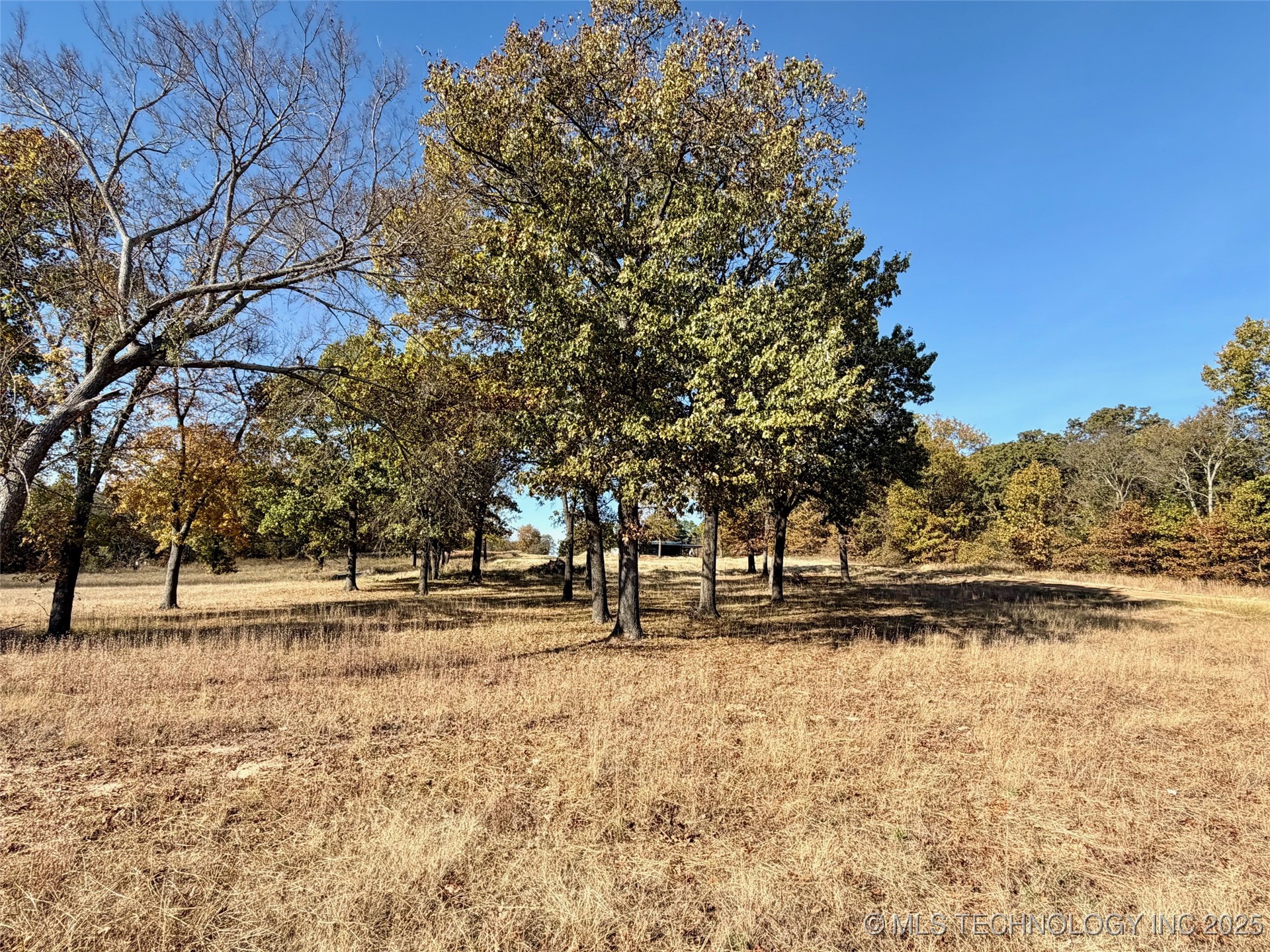 Texoma Court Property Photo 2