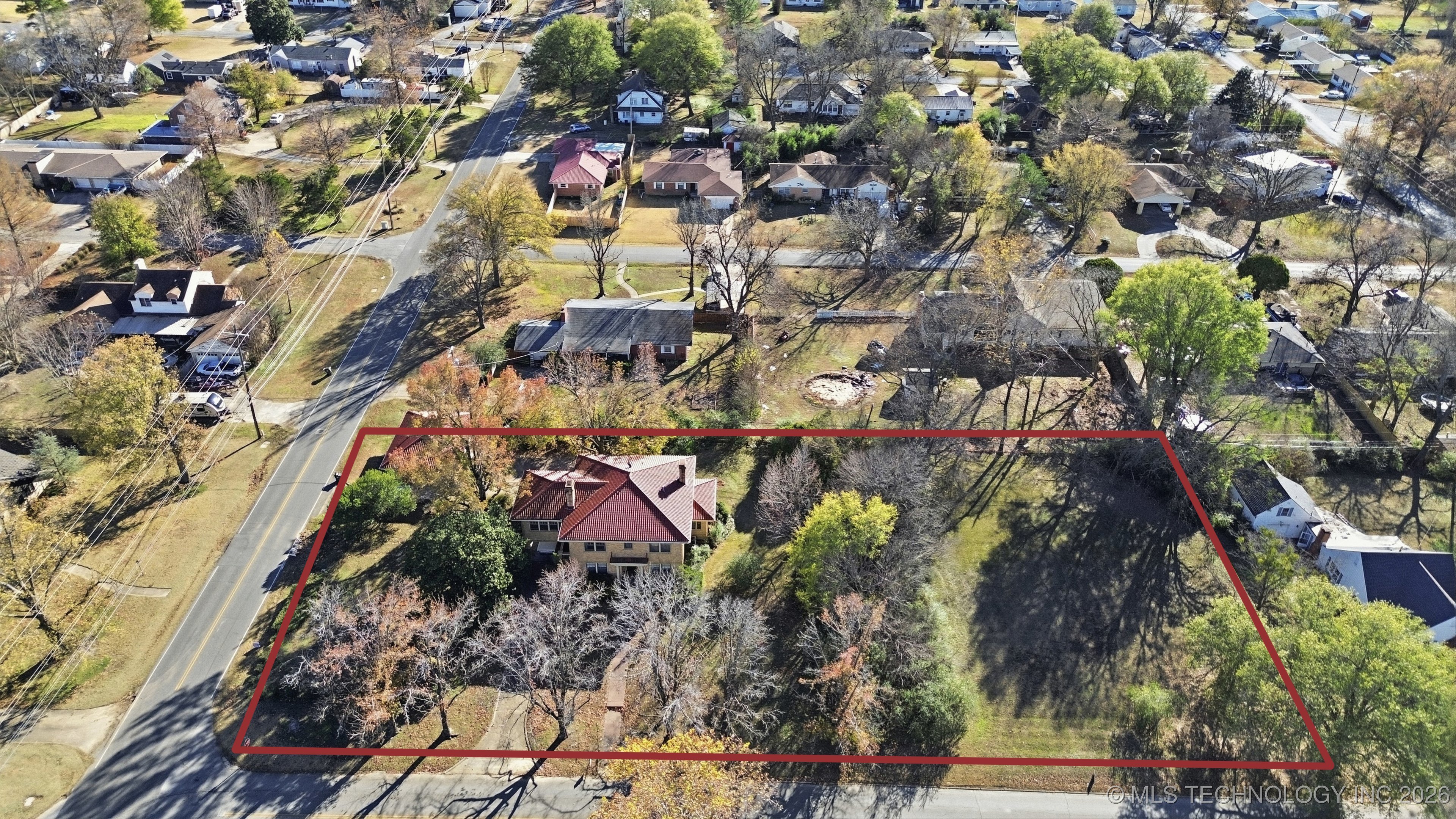 1724 E 8th Street Property Photo 6