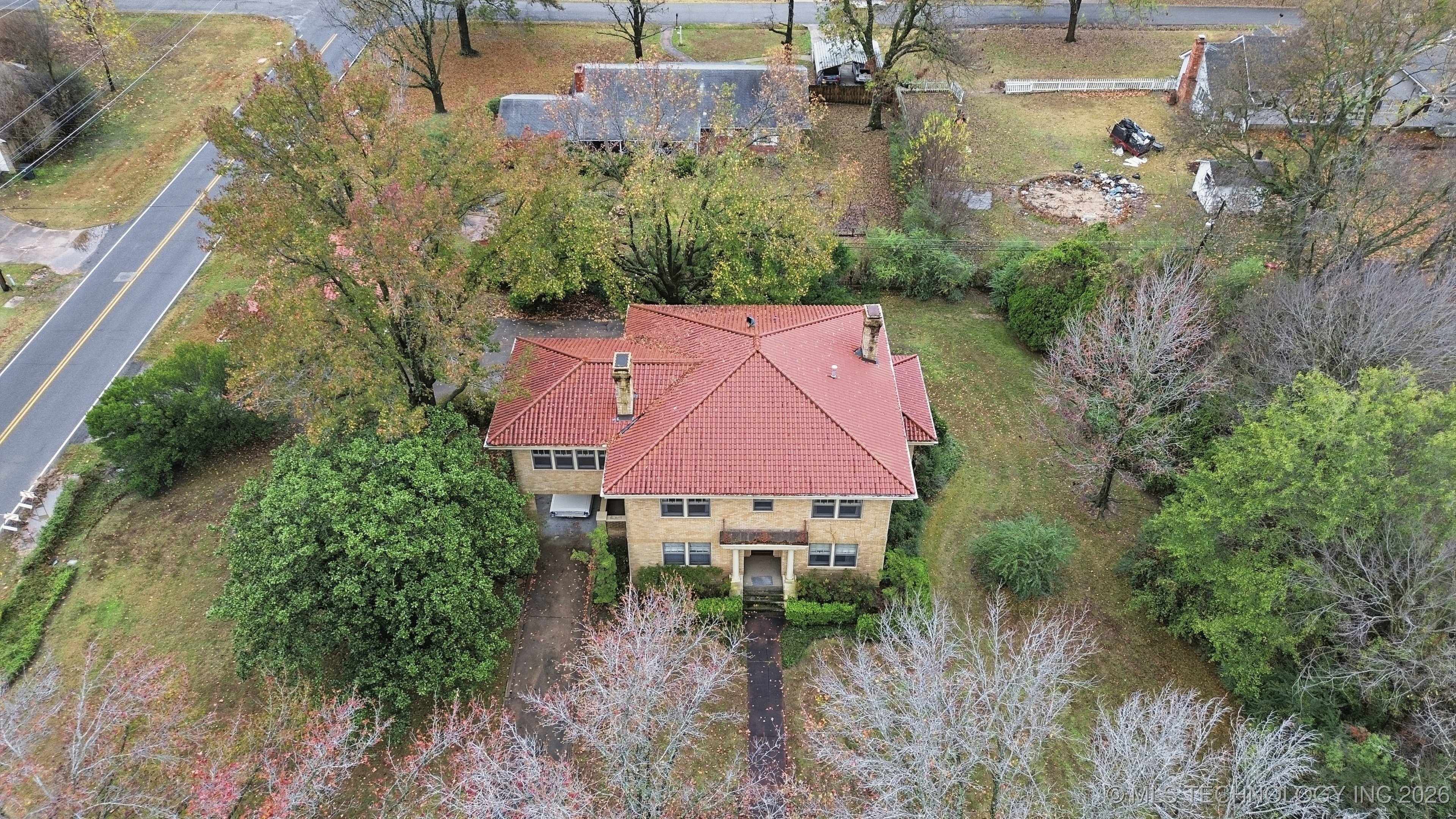 1724 E 8th Street Property Photo 7