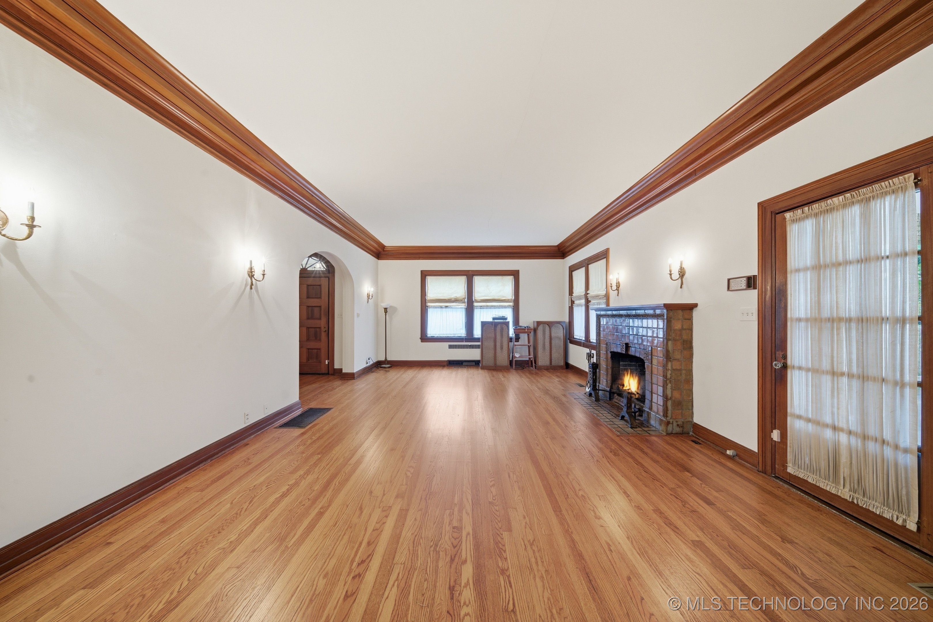 1724 E 8th Street Property Photo 13