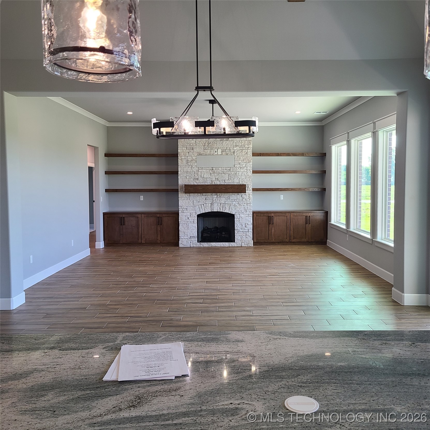 31820 E Two Socks Drive Property Photo 9