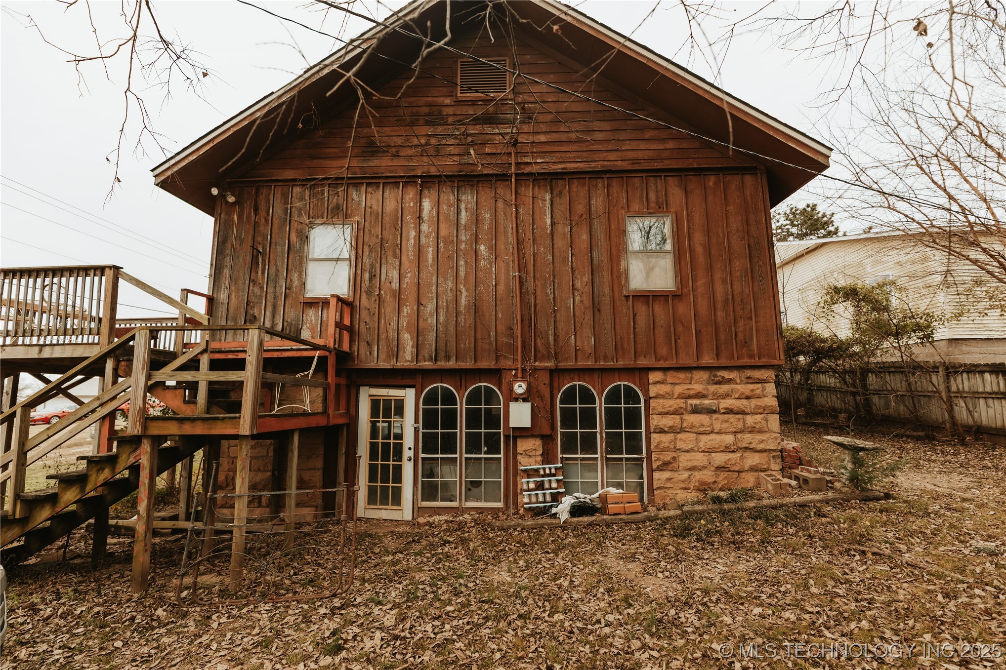 907 5th Street Property Photo 5