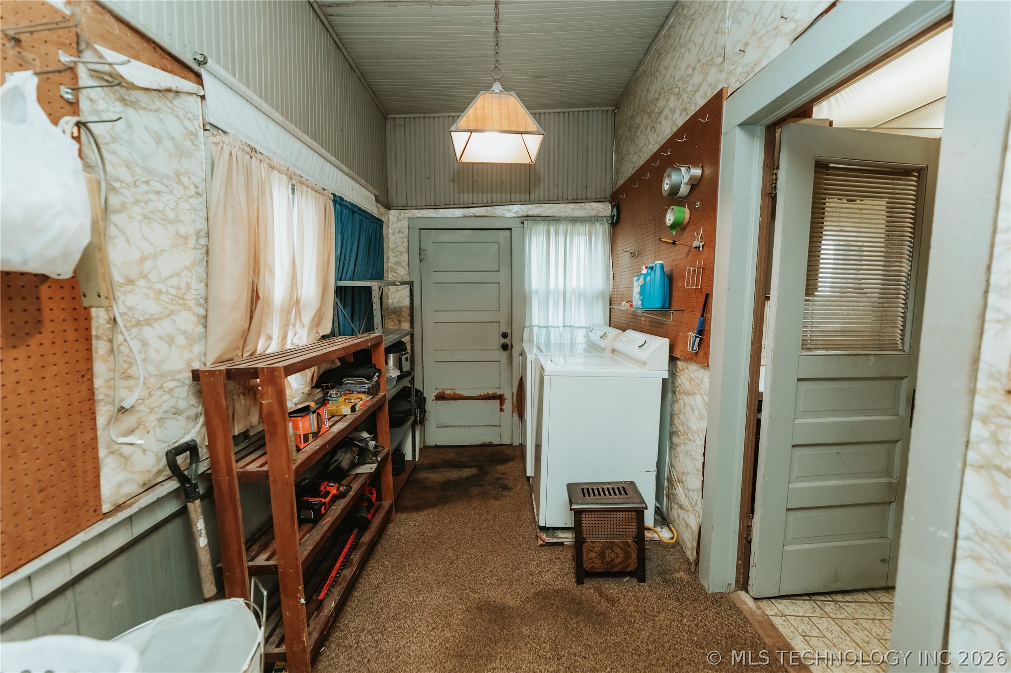 907 5th Street Property Photo 21