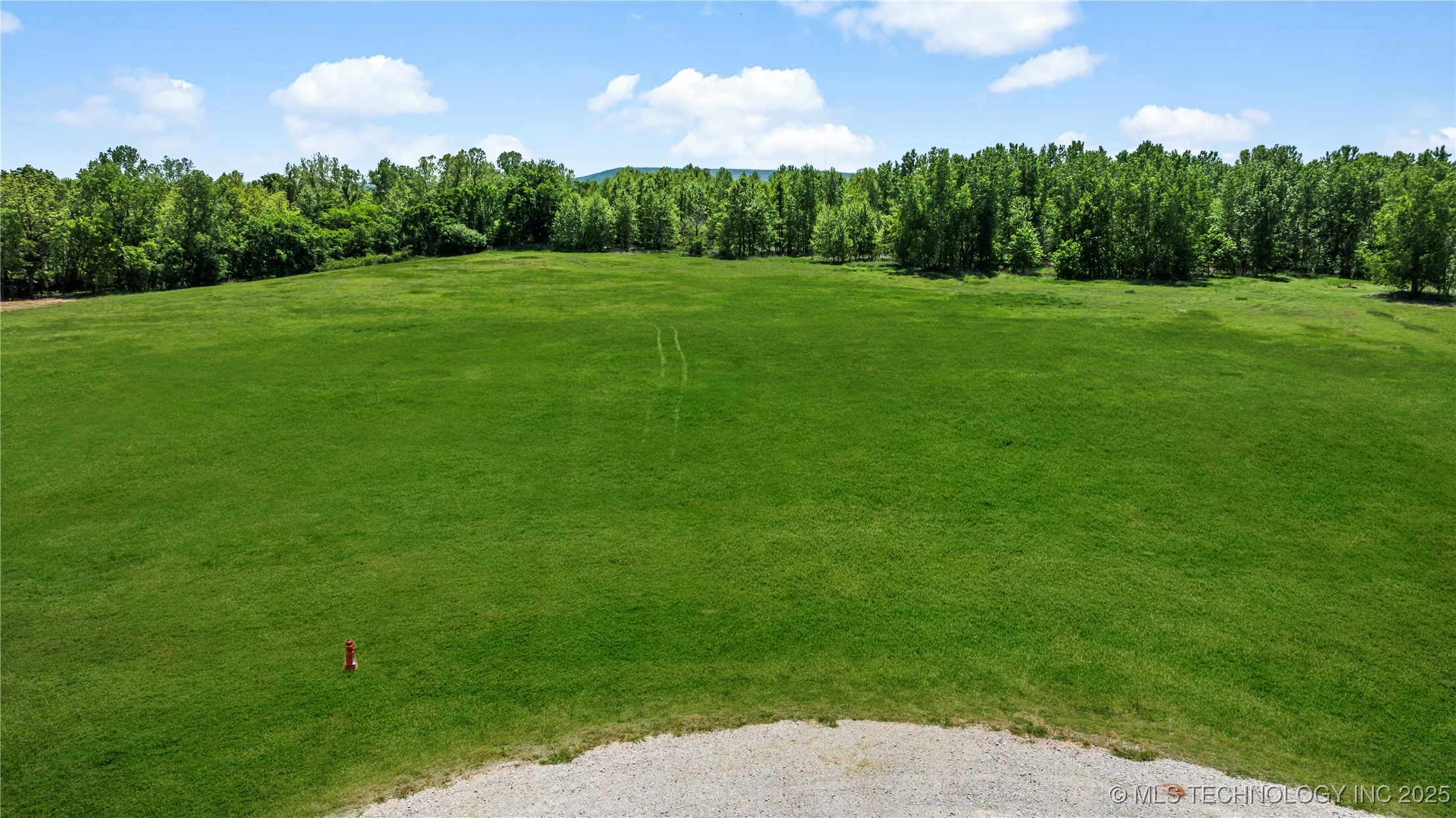 14219 S 198th Avenue E Property Photo 6