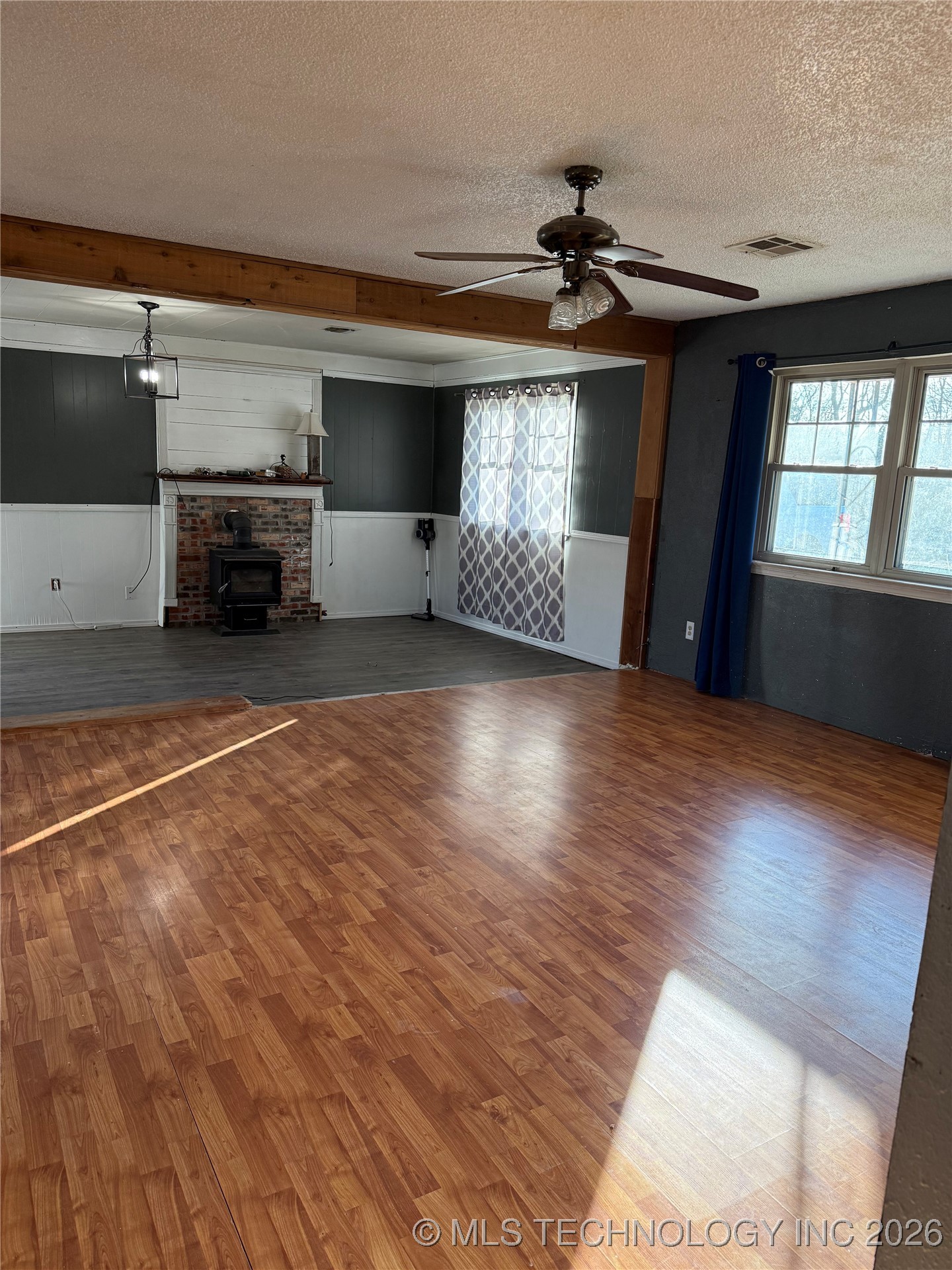 3810 N Truett Lane Property Photo 4