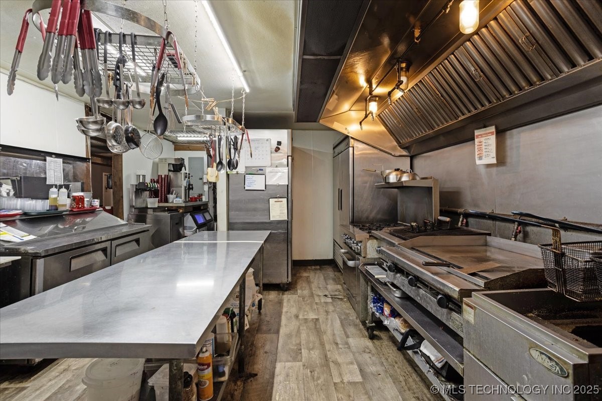 117 S Franklin Street Property Photo 10