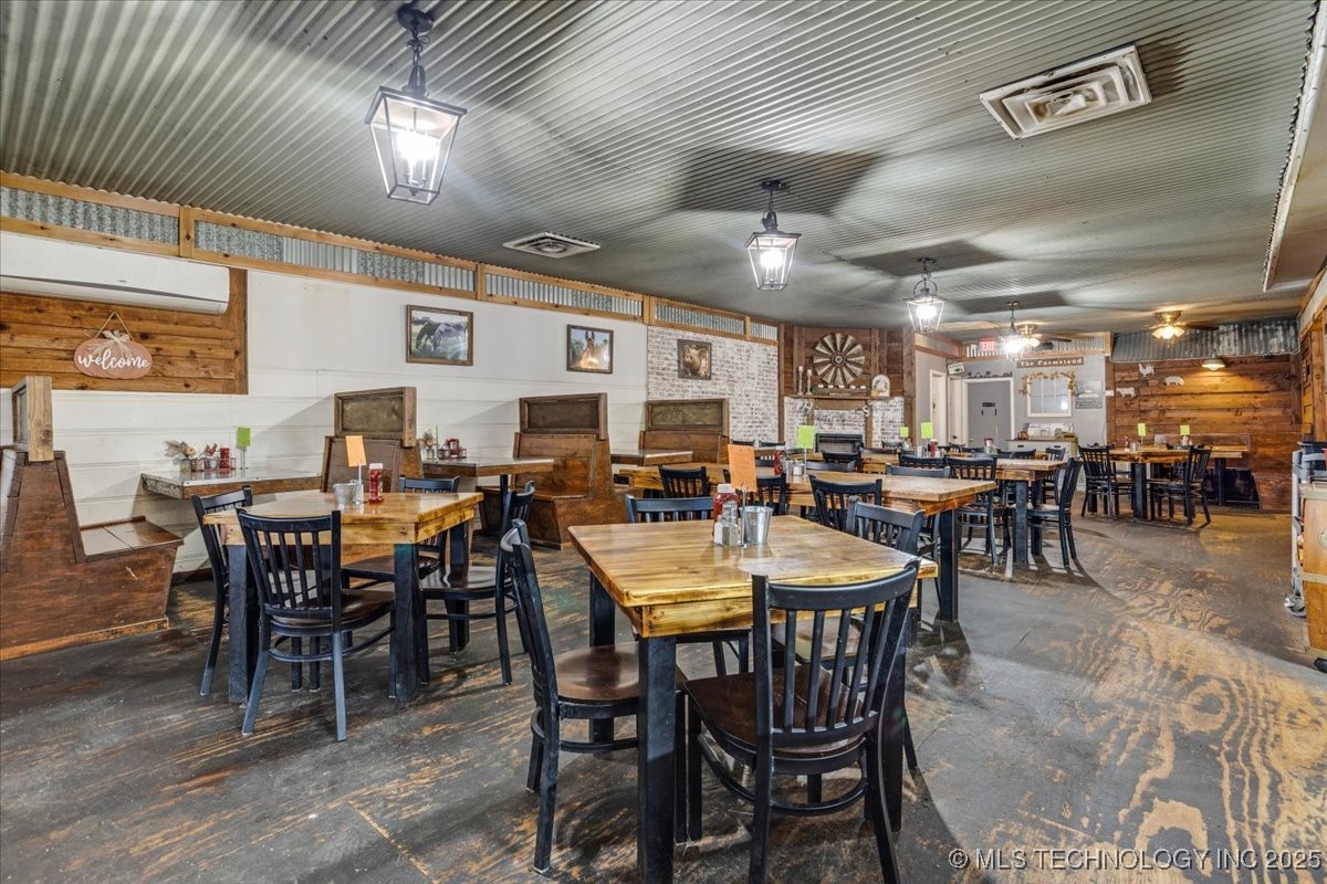 117 S Franklin Street Property Photo 17