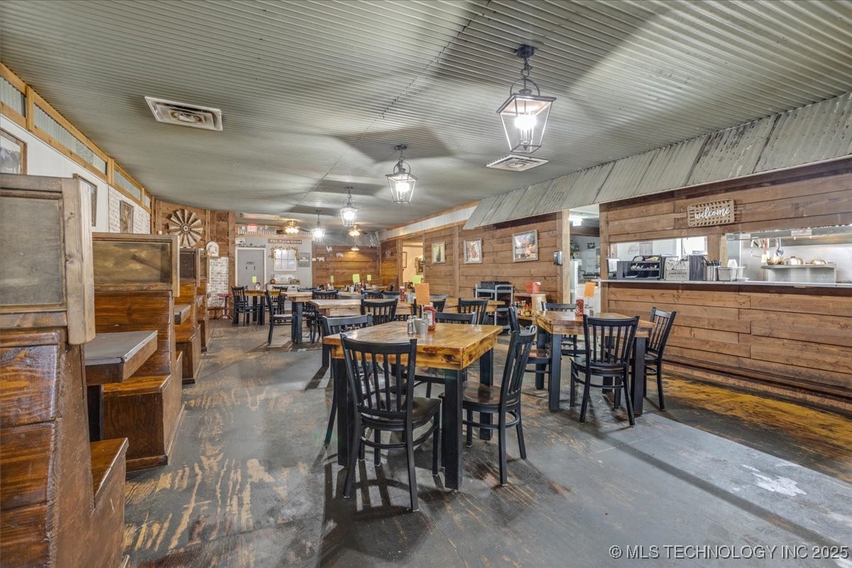 117 S Franklin Street Property Photo 18