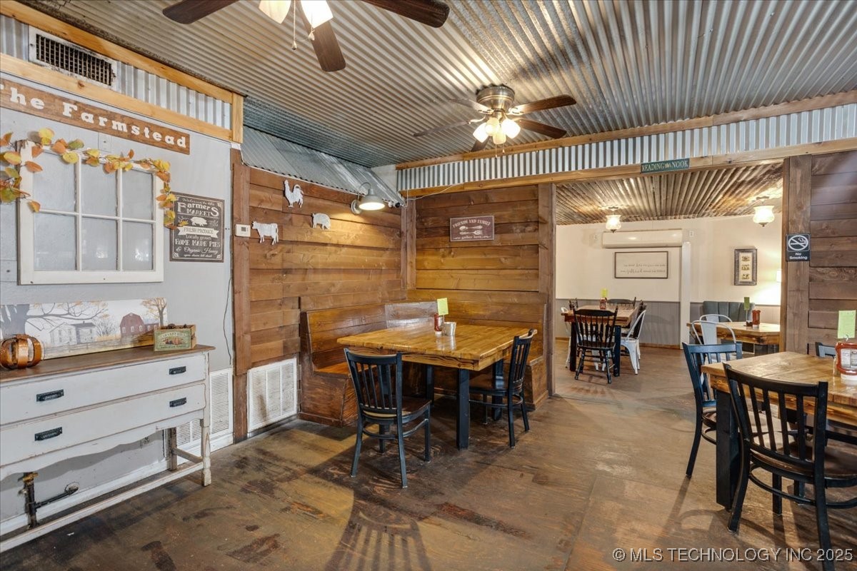 117 S Franklin Street Property Photo 21