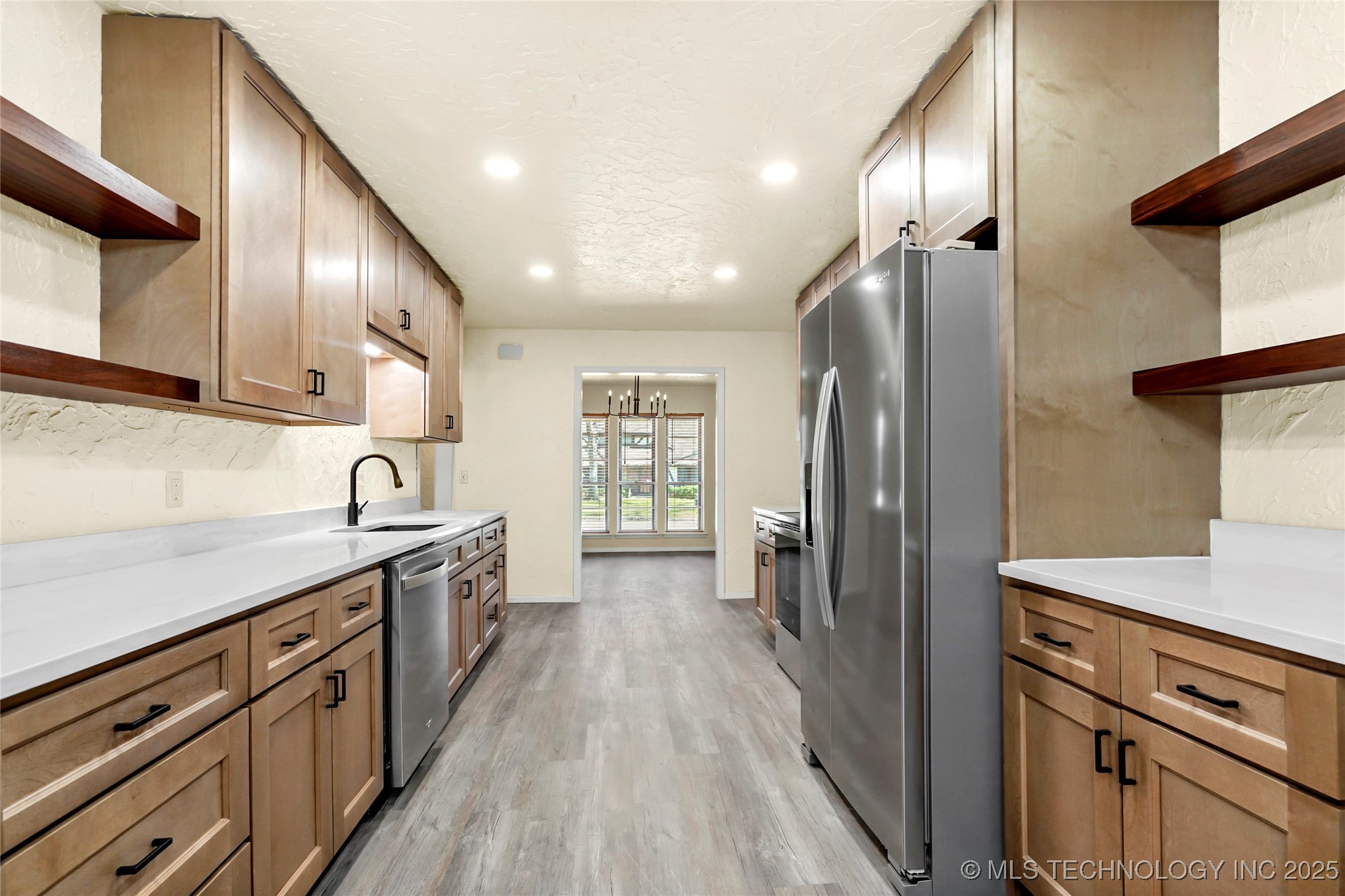 6676 S Jamestown Place S Property Photo 5