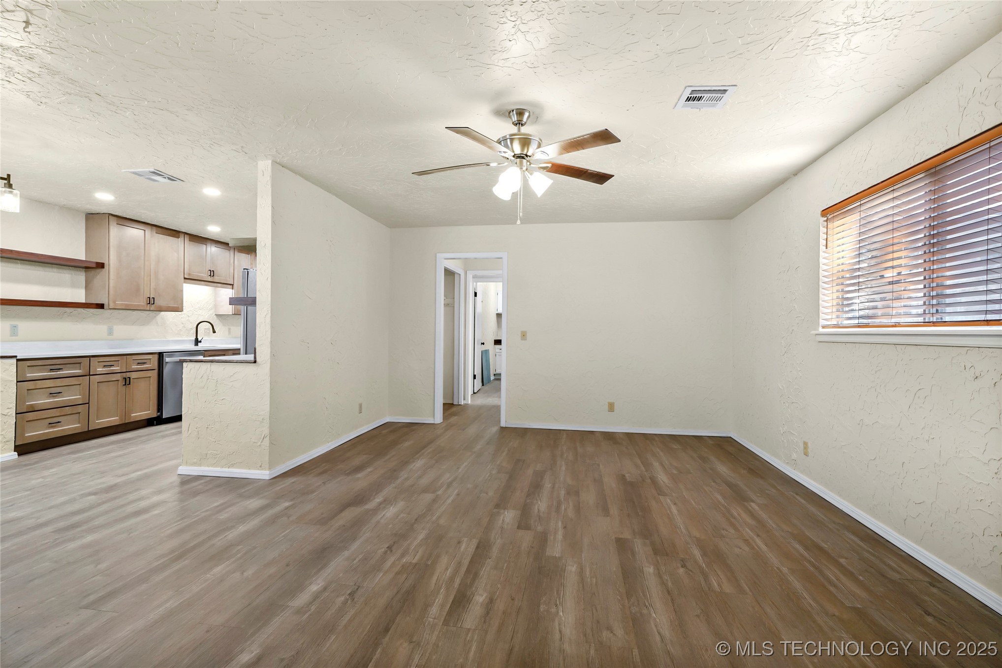 6676 S Jamestown Place S Property Photo 13