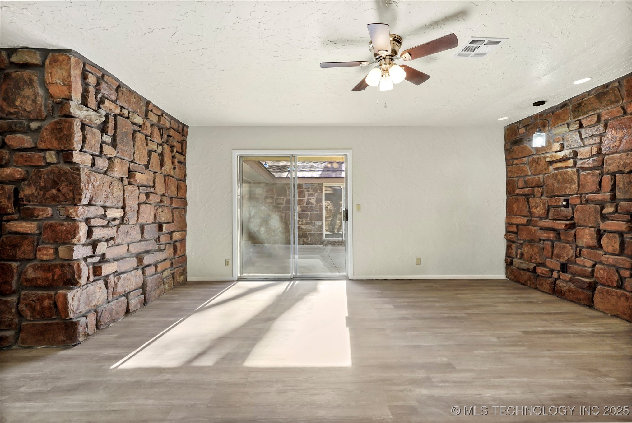 6676 S Jamestown Place S Property Photo 15