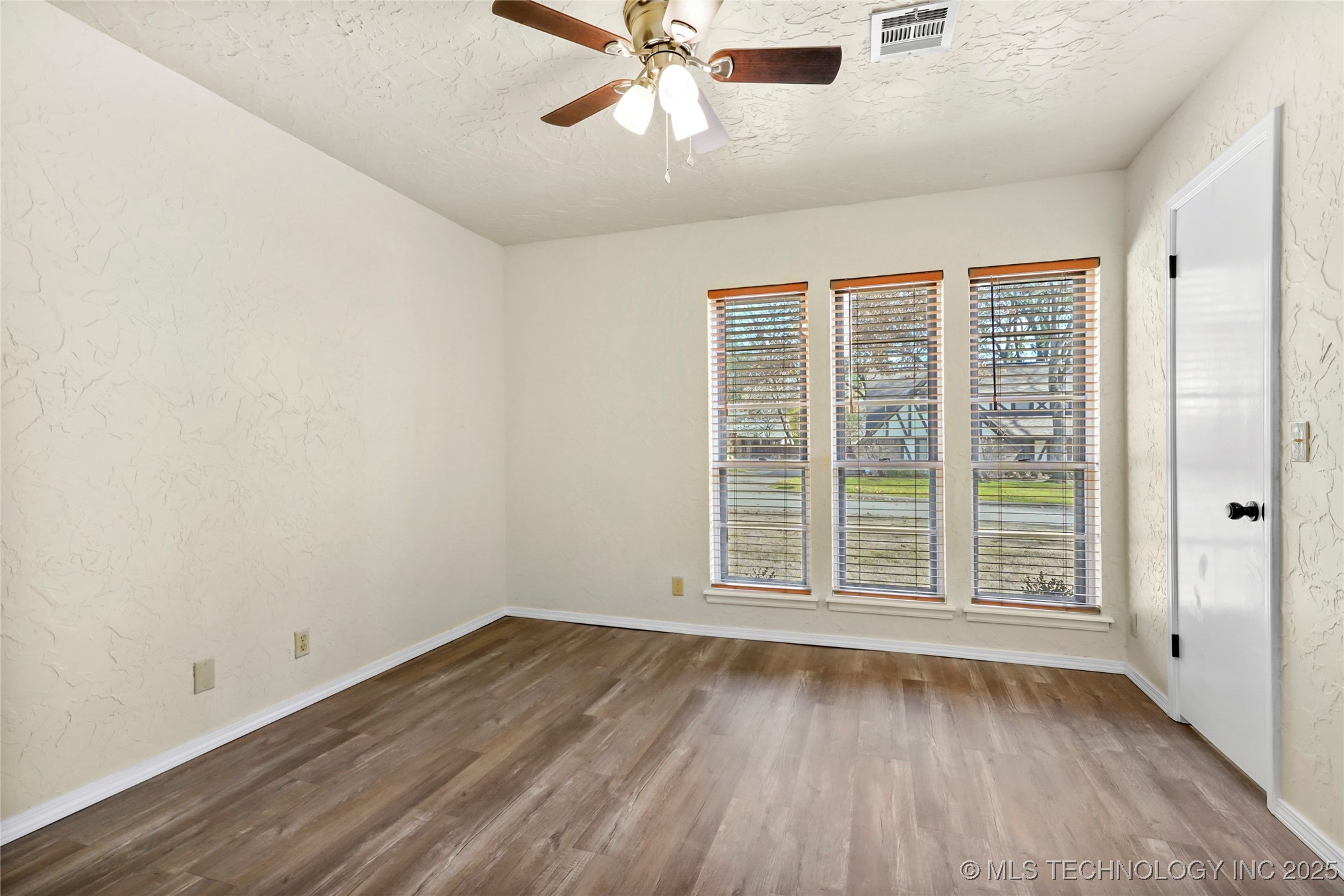 6676 S Jamestown Place S Property Photo 19