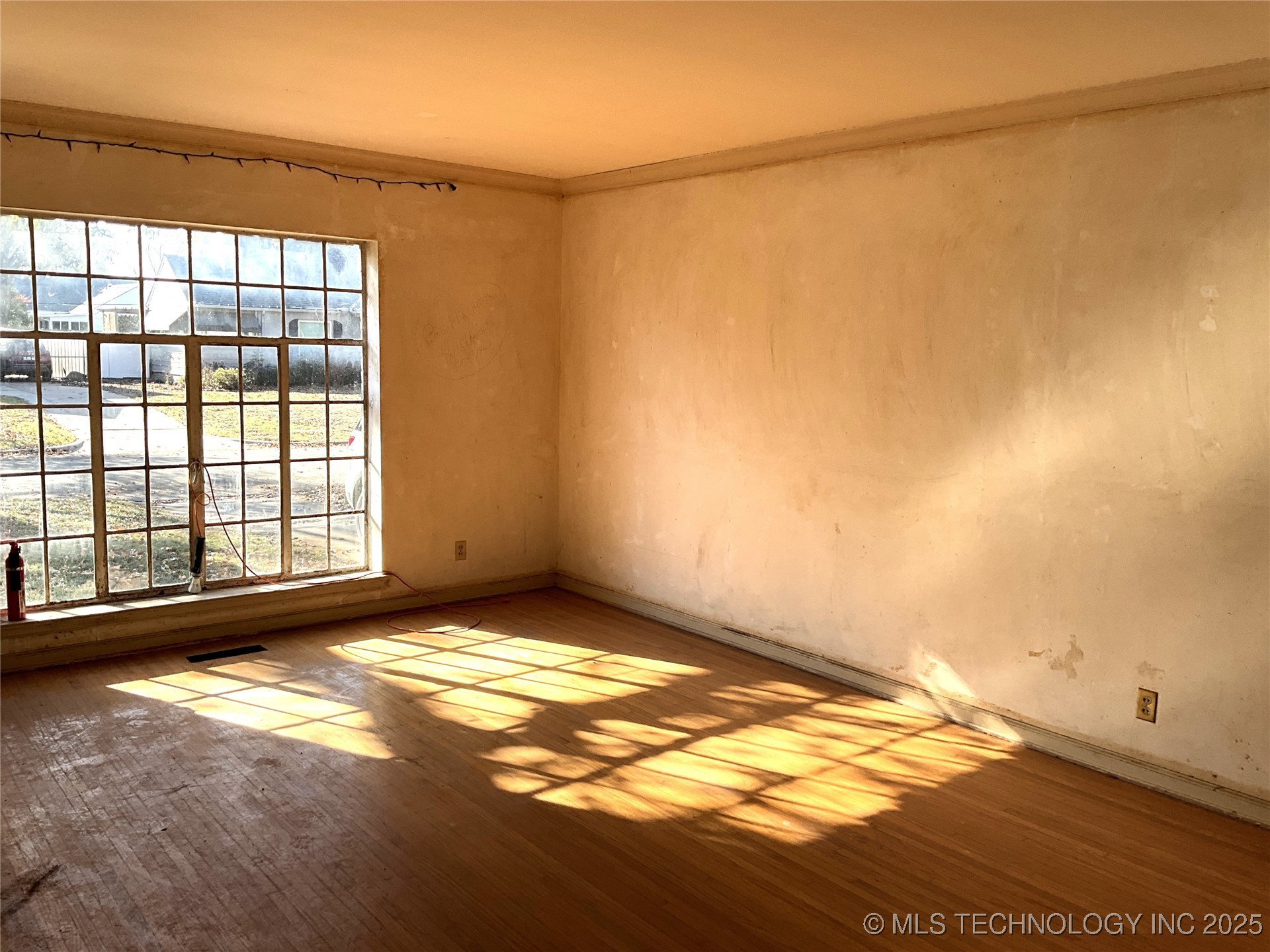 3519 E 21st Place S Property Photo 2