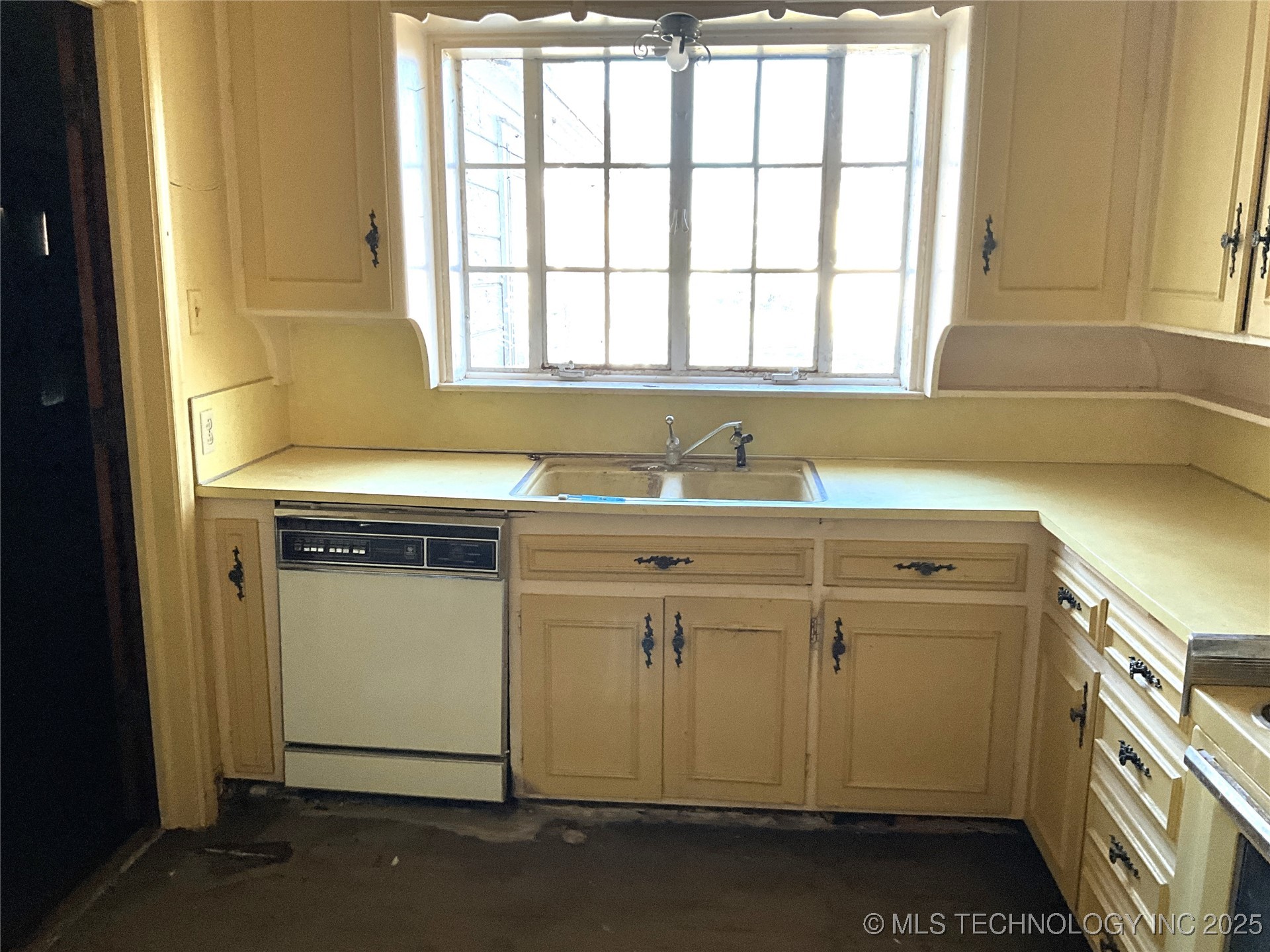 3519 E 21st Place S Property Photo 20