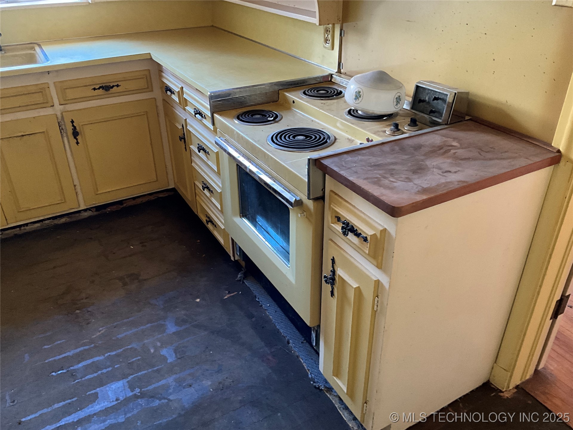 3519 E 21st Place S Property Photo 21