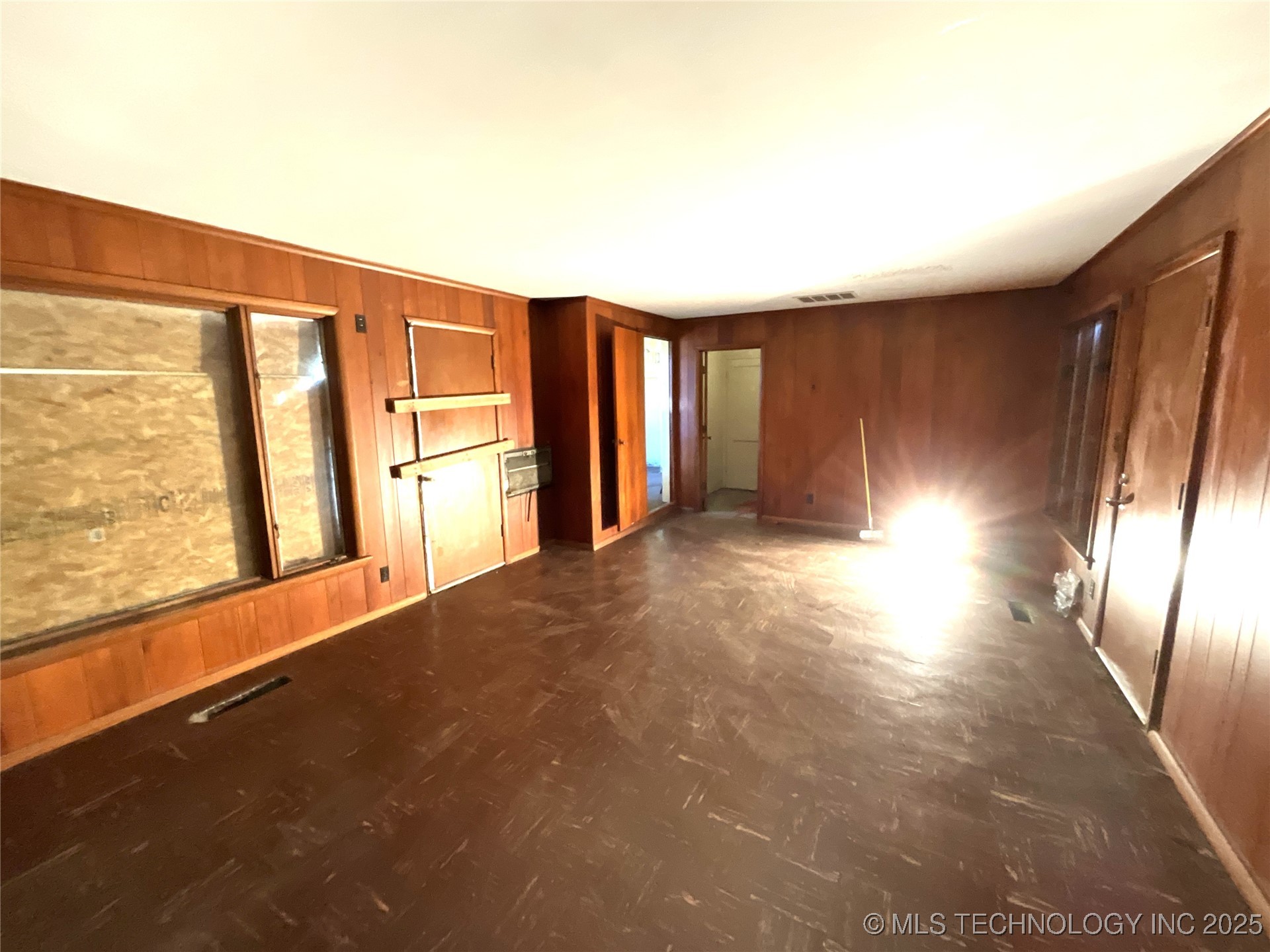 3519 E 21st Place S Property Photo 30