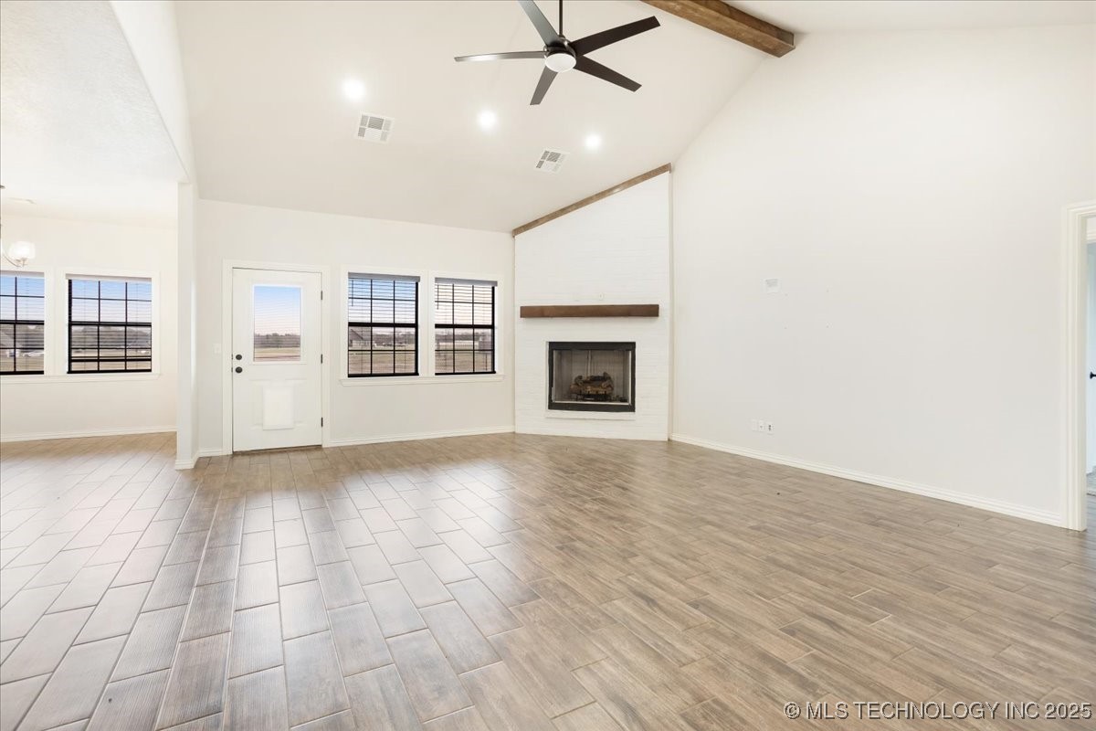 327 Wilson Parkway Property Photo 5