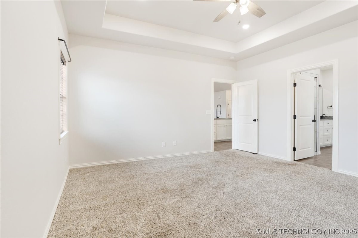 327 Wilson Parkway Property Photo 15