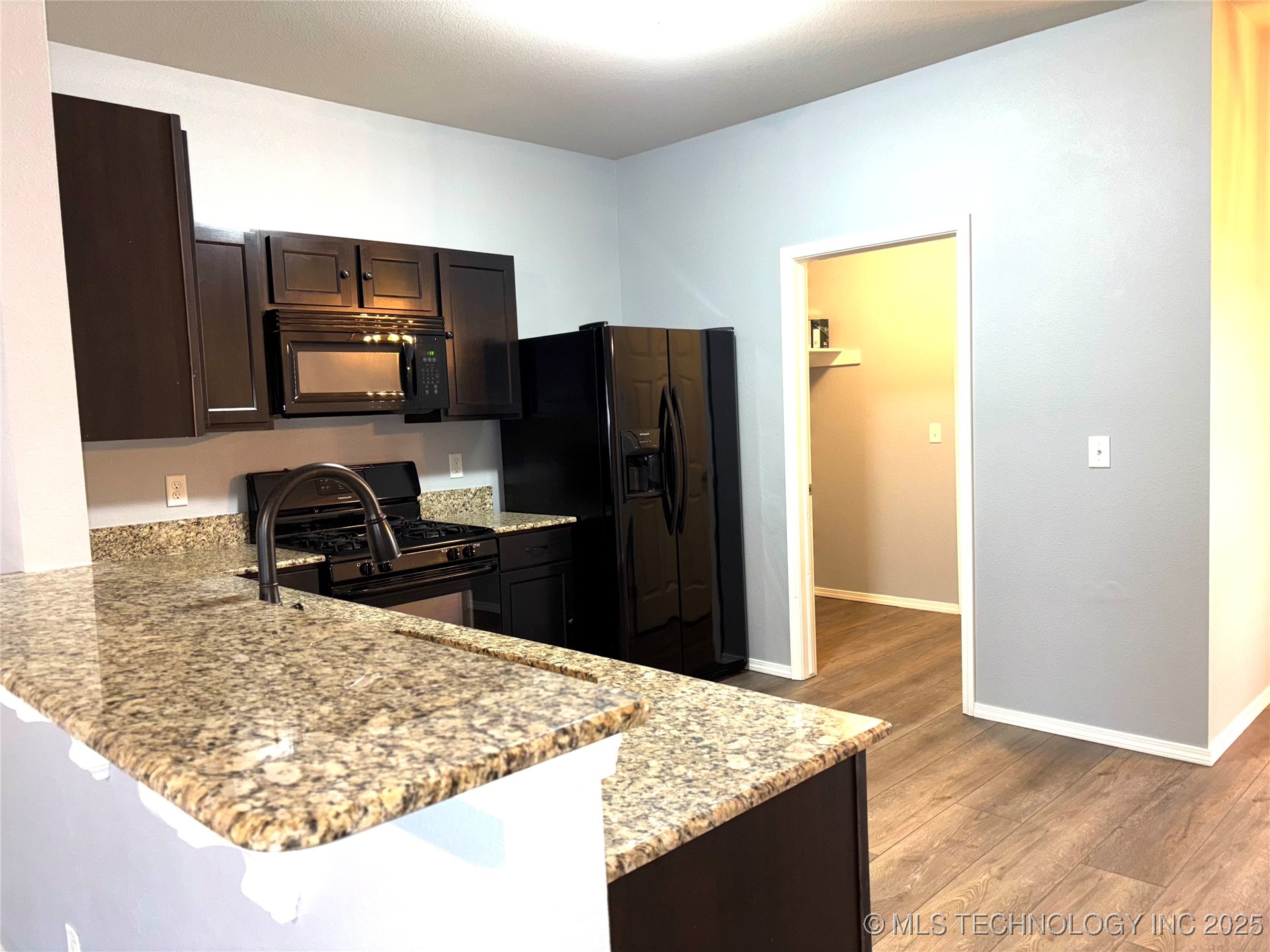 25409 E 93rd Place Property Photo 13