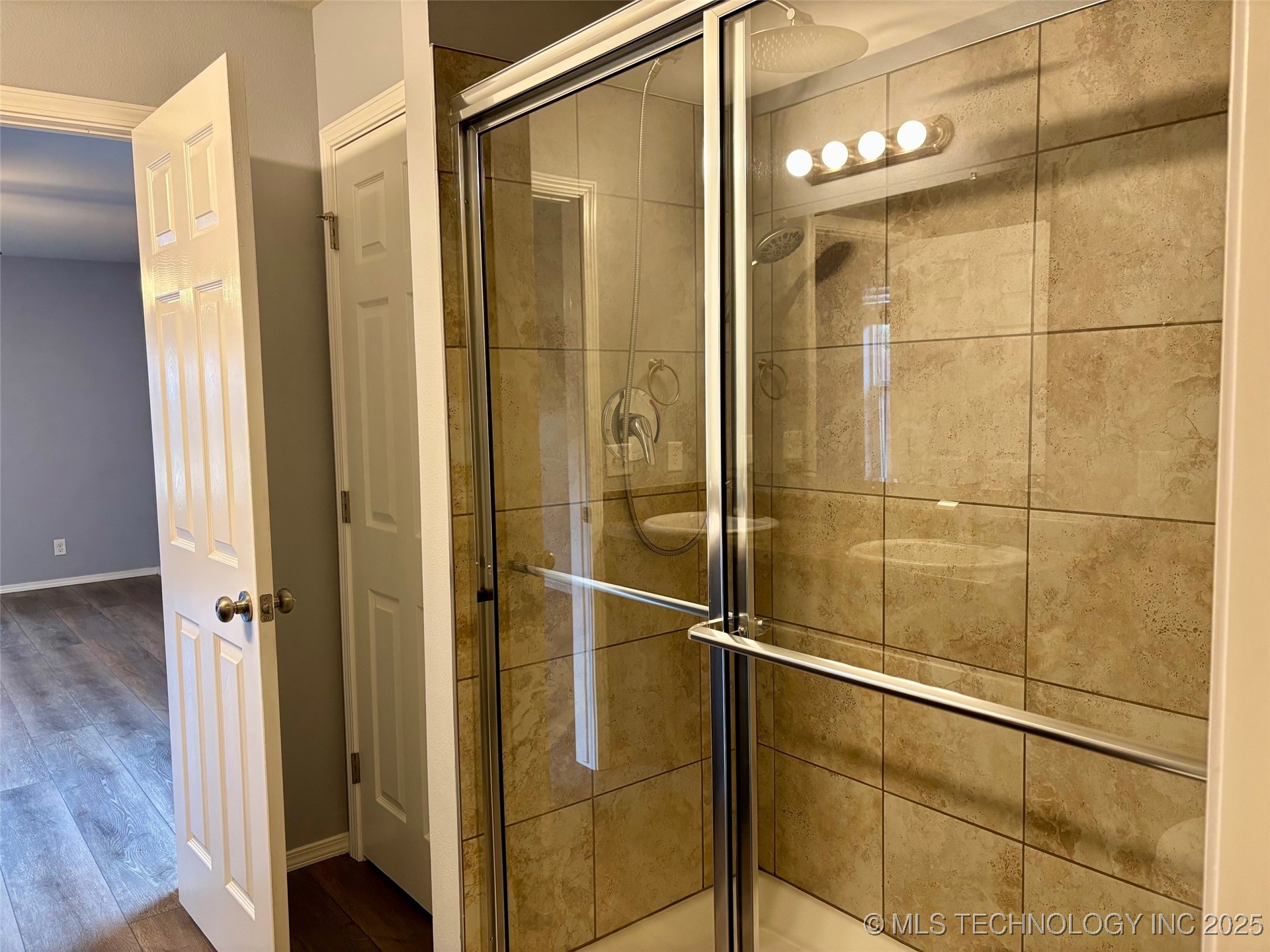 25409 E 93rd Place Property Photo 20