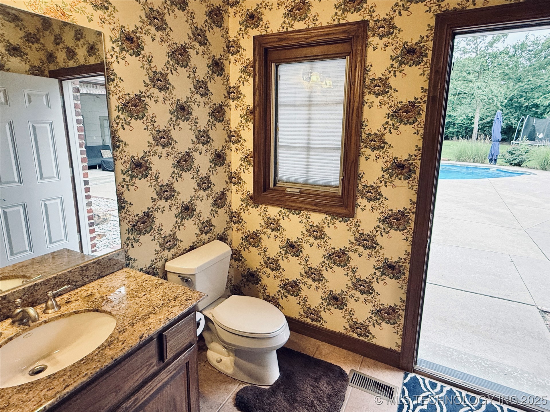 4224 S 69th West Avenue Property Photo 40