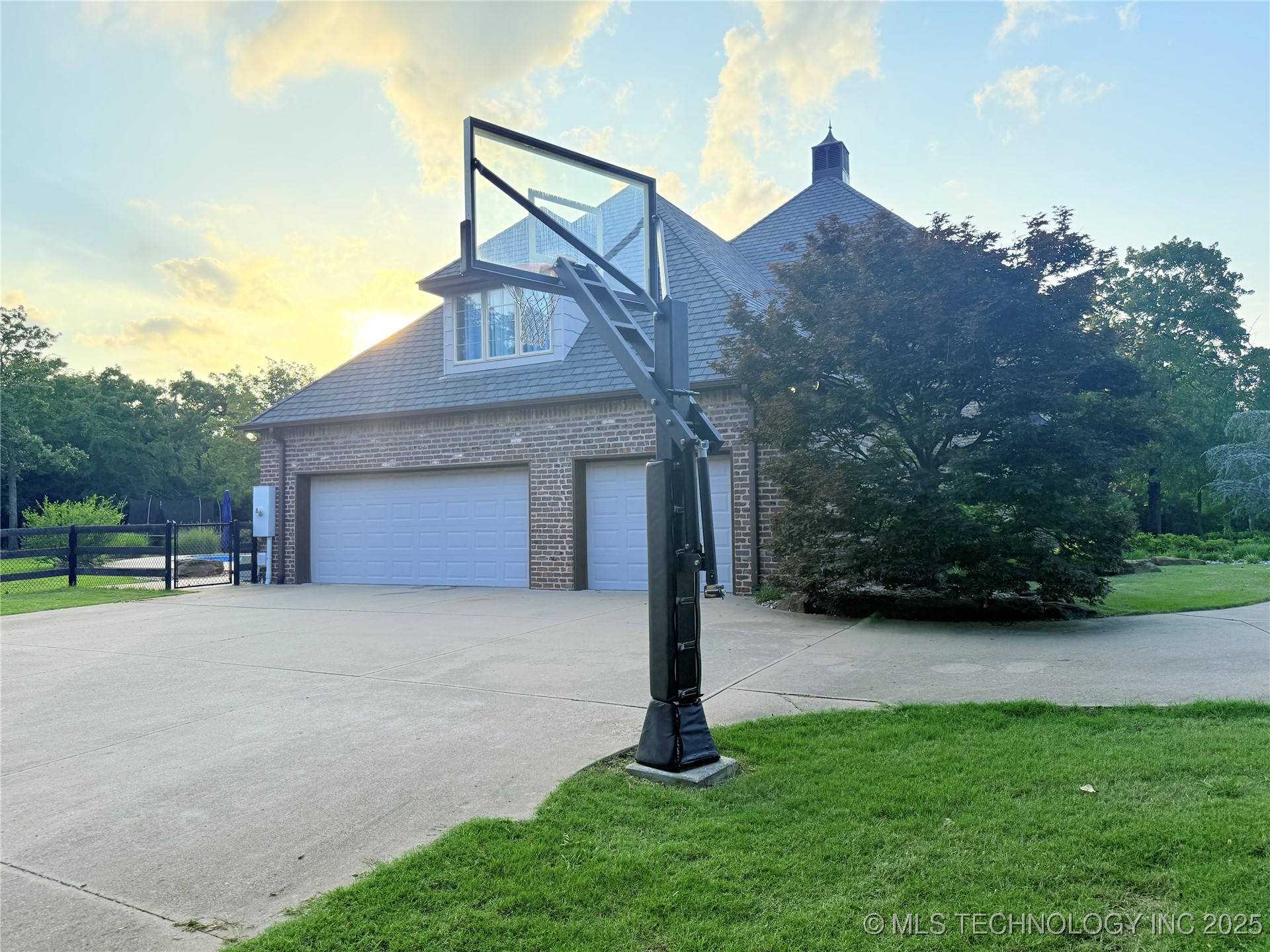 4224 S 69th West Avenue Property Photo 46