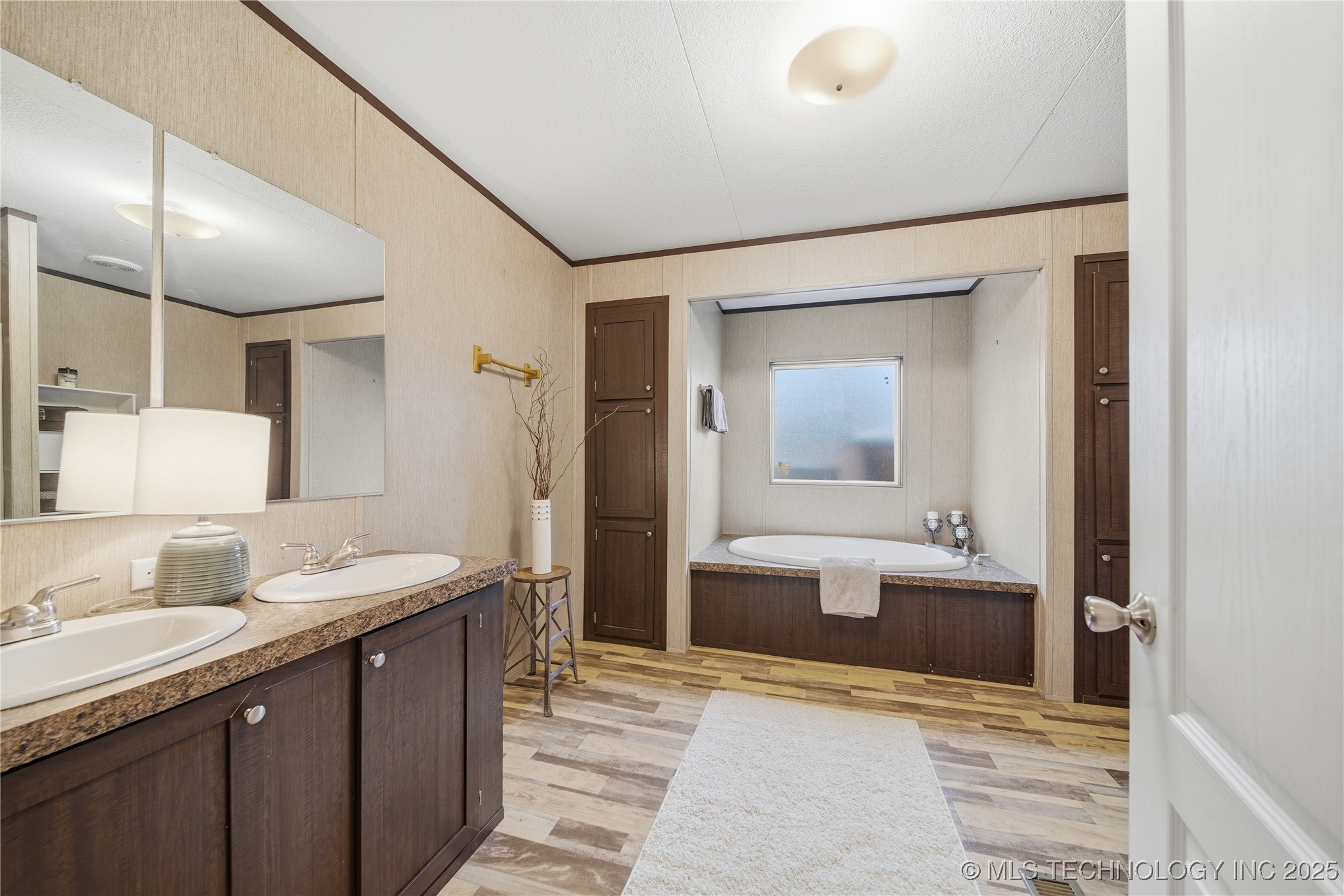 15975 S 187th West Avenue Property Photo 16