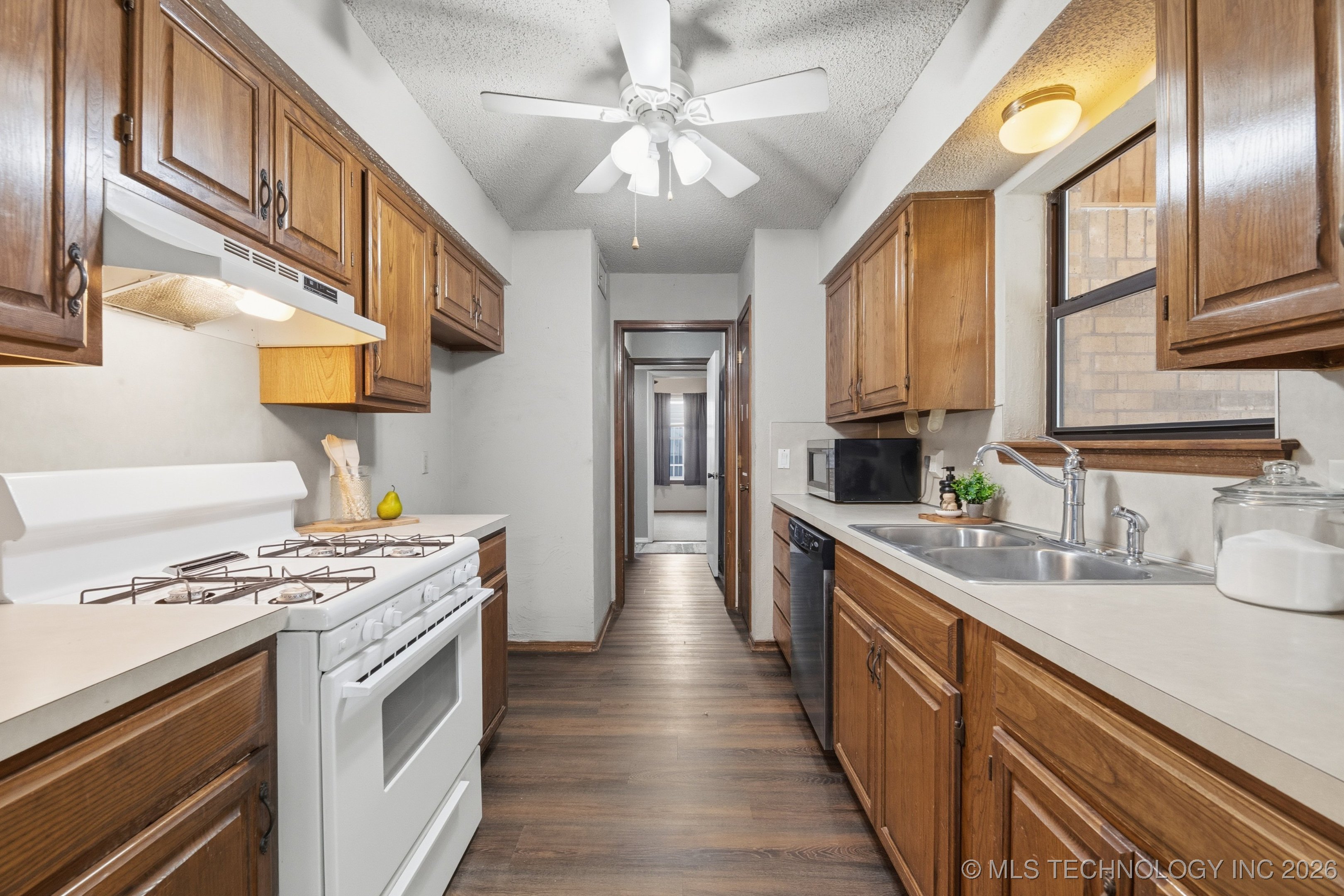 11201 E 98th Street North Property Photo 10